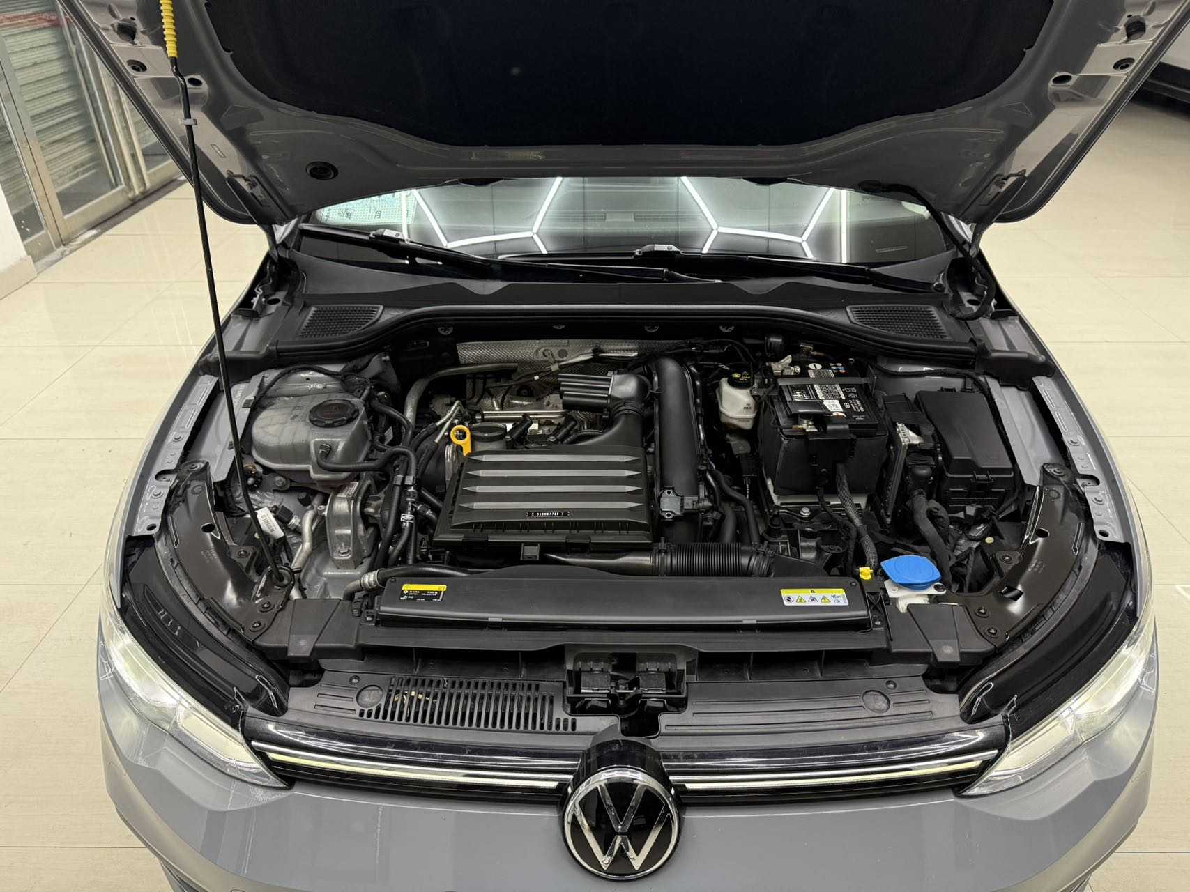 Volkswagen Golf 2021 #21 Volkswagen Golf 2021 car image #21