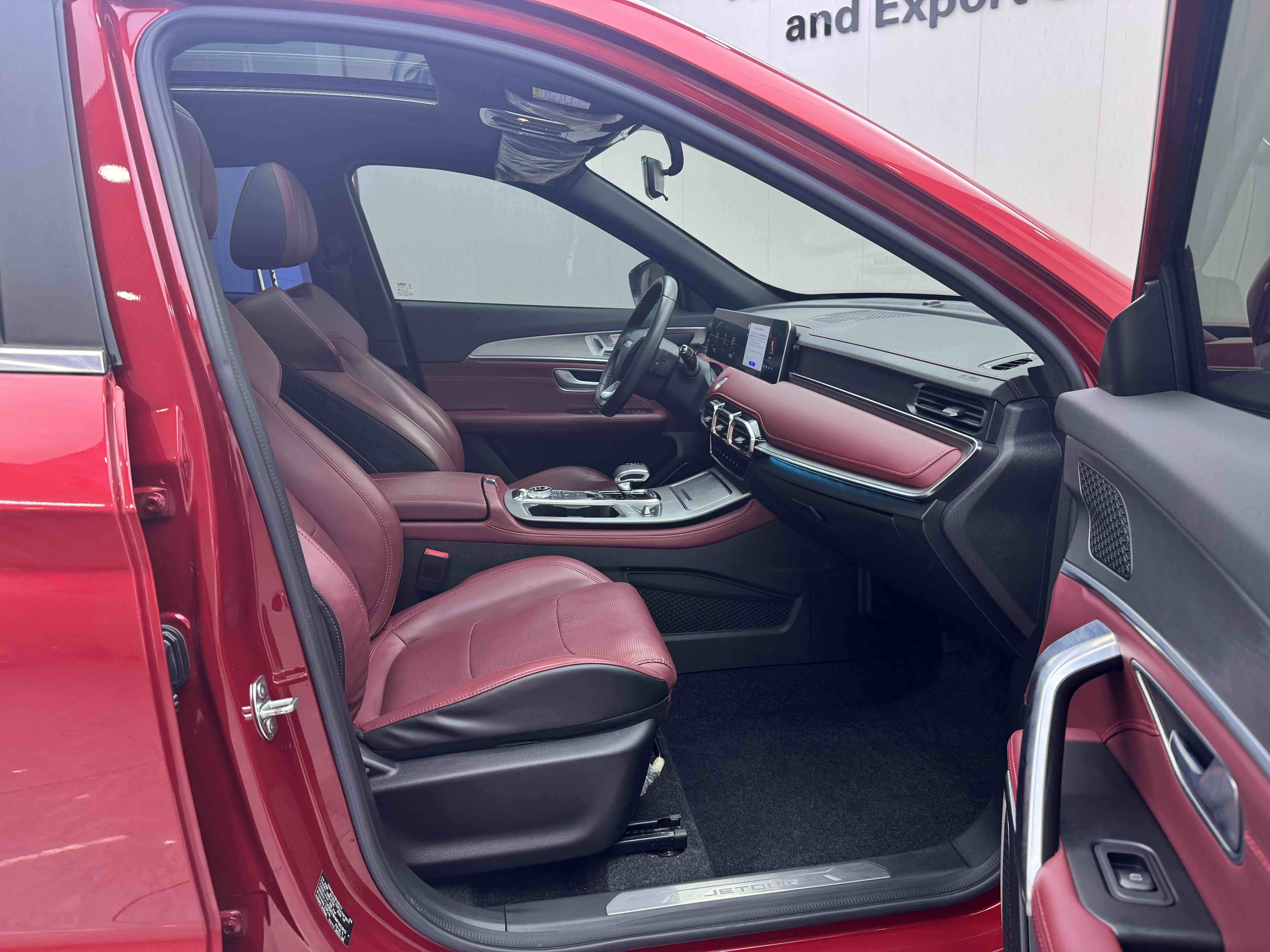 Jetour X70 PLUS 2022 car image #21