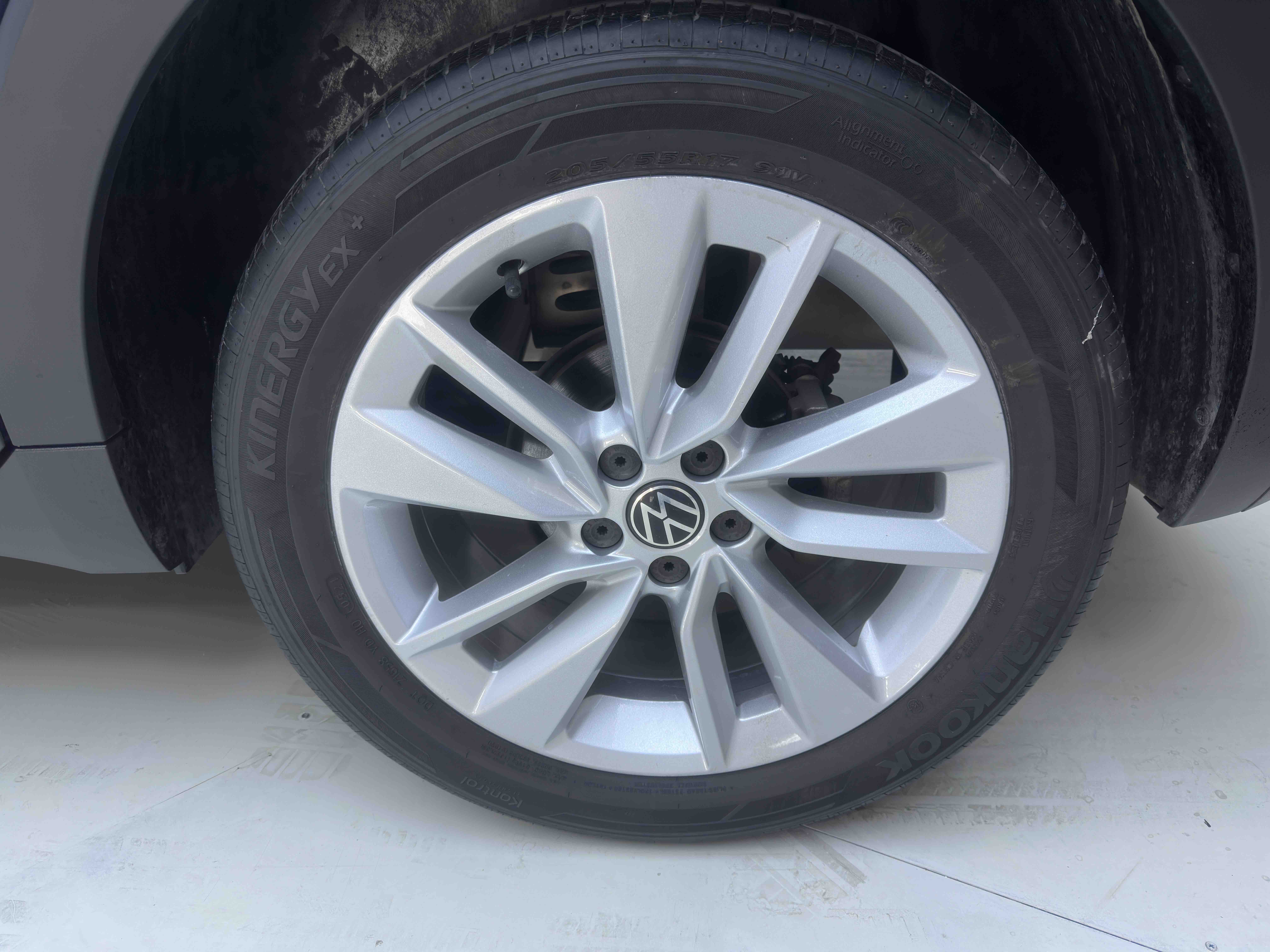 Volkswagen T-Cross 2021 car image #21