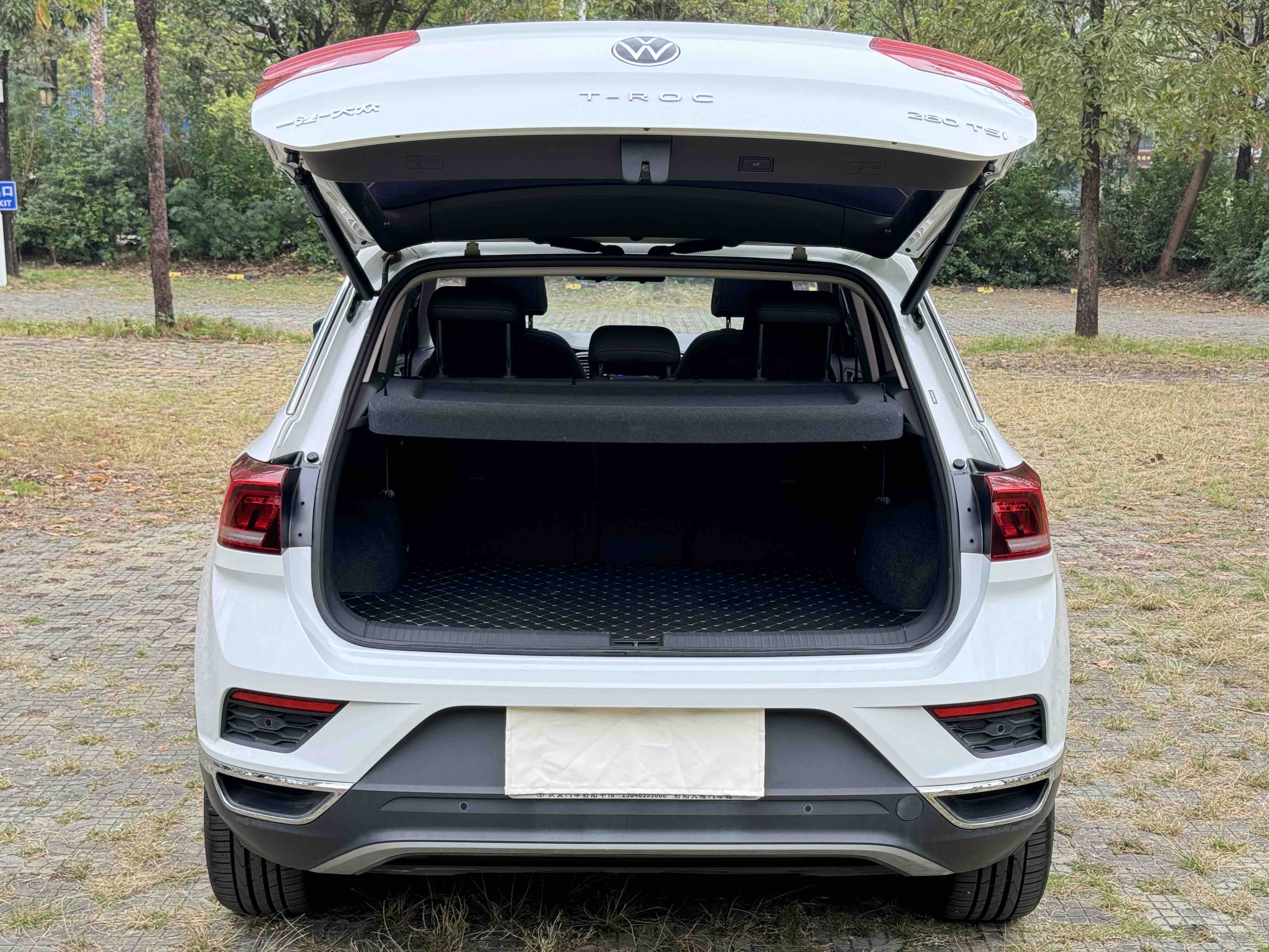Volkswagen T-Roc 2021 #21 Volkswagen T-Roc 2021 car image #21