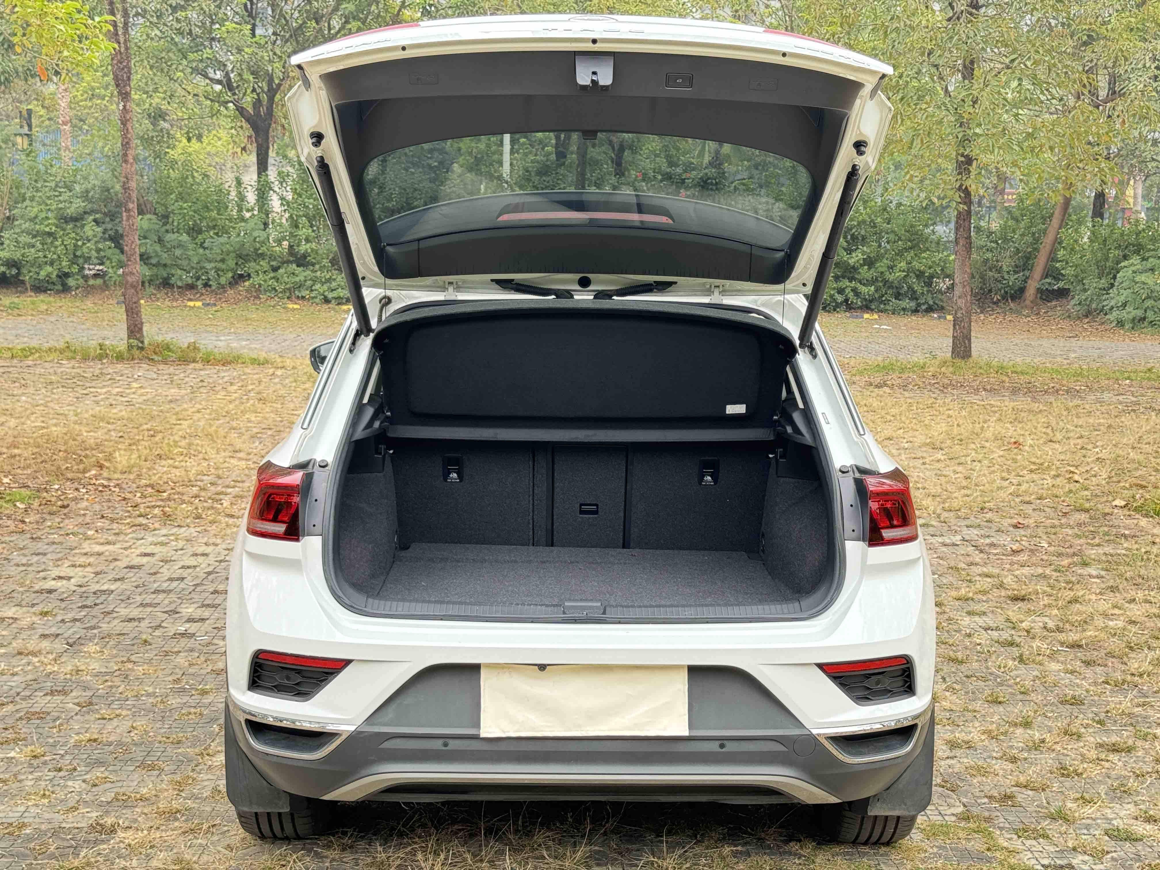 Volkswagen T-Roc 2022 #21 Volkswagen T-Roc 2022 car image #21