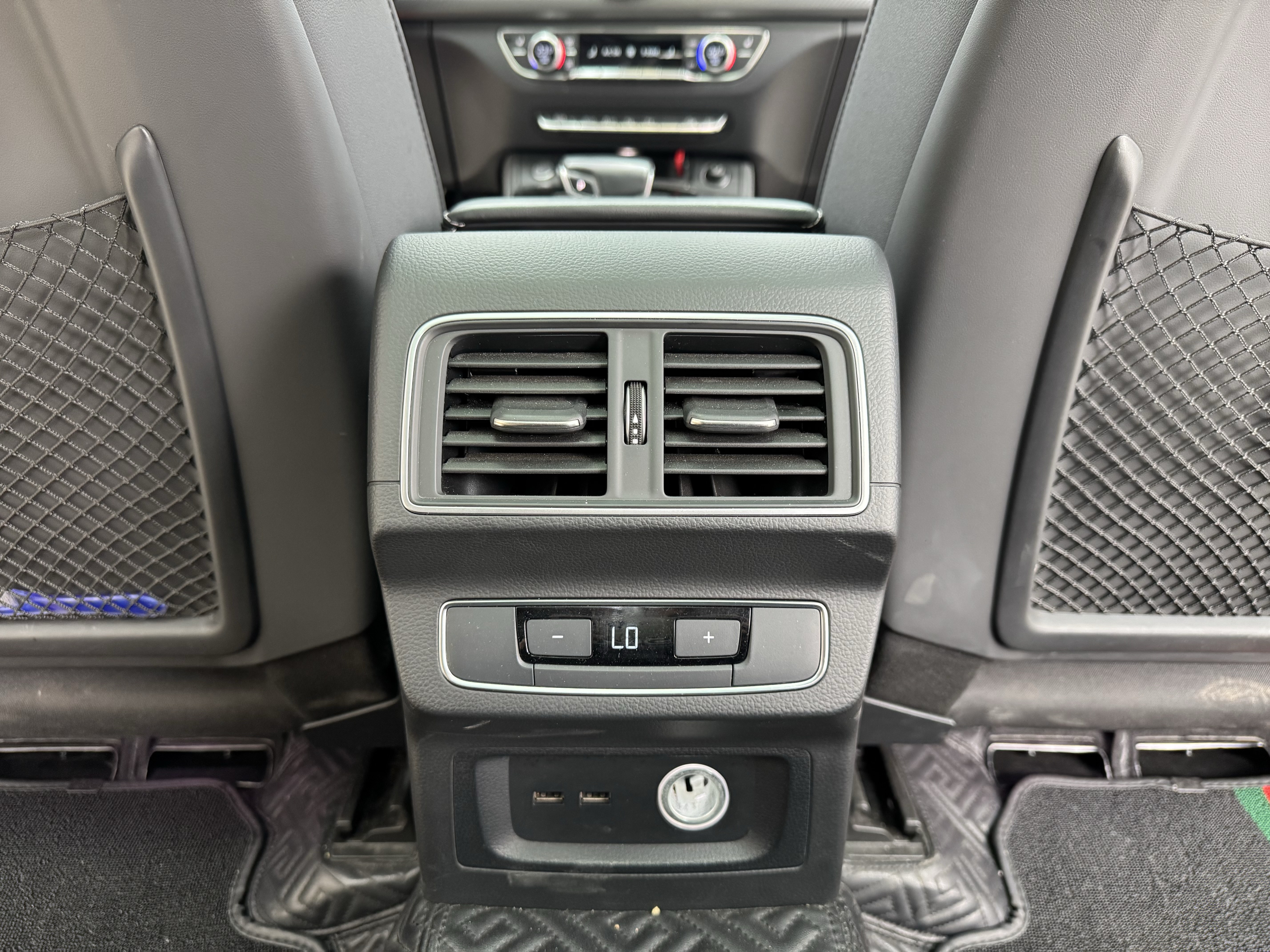 Audi Q5L Sportback 2021 изображение автомобиля #21