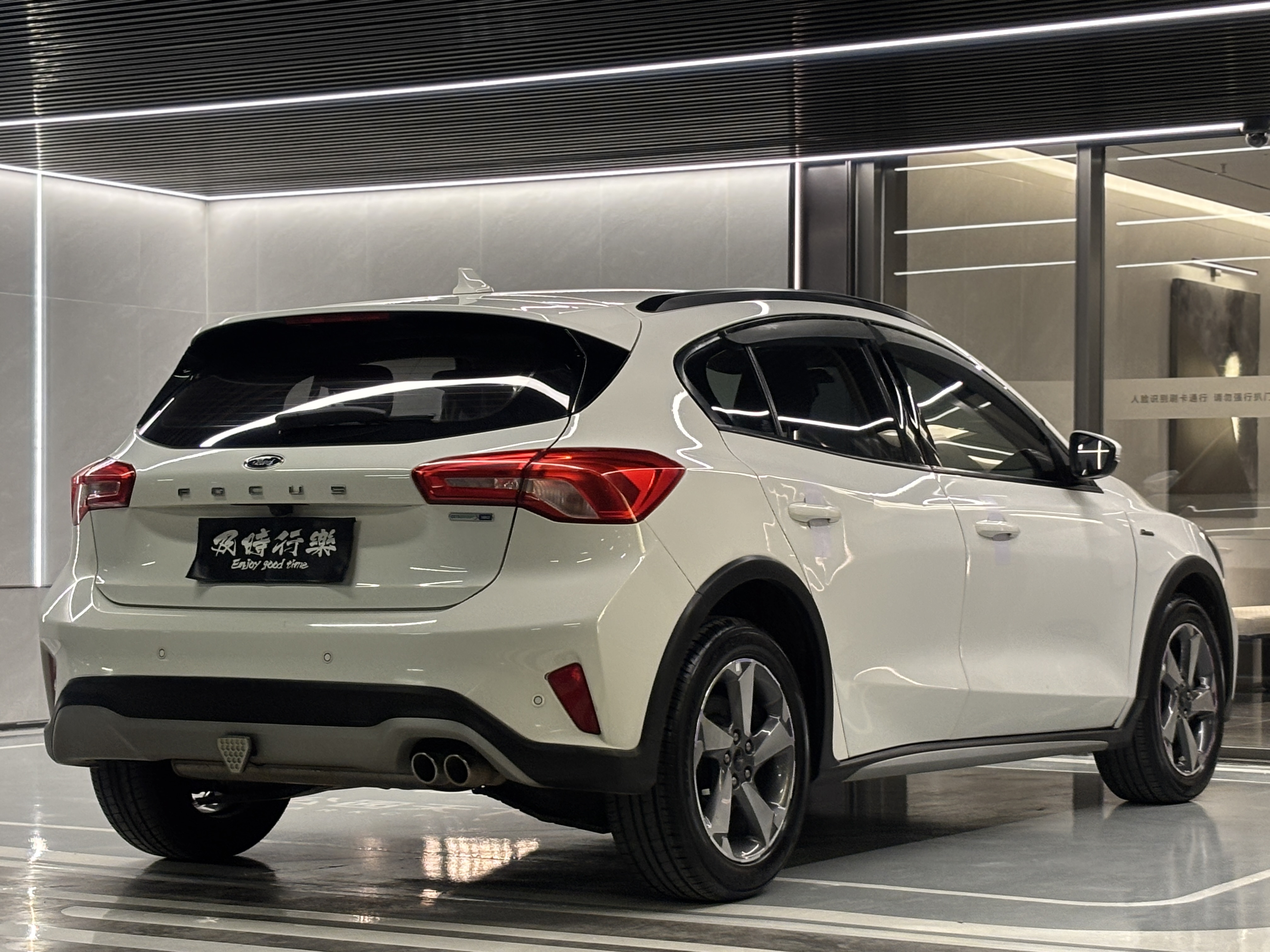 Ford Focus Active 2021 #21 Ford Focus Active 2021 car image #21