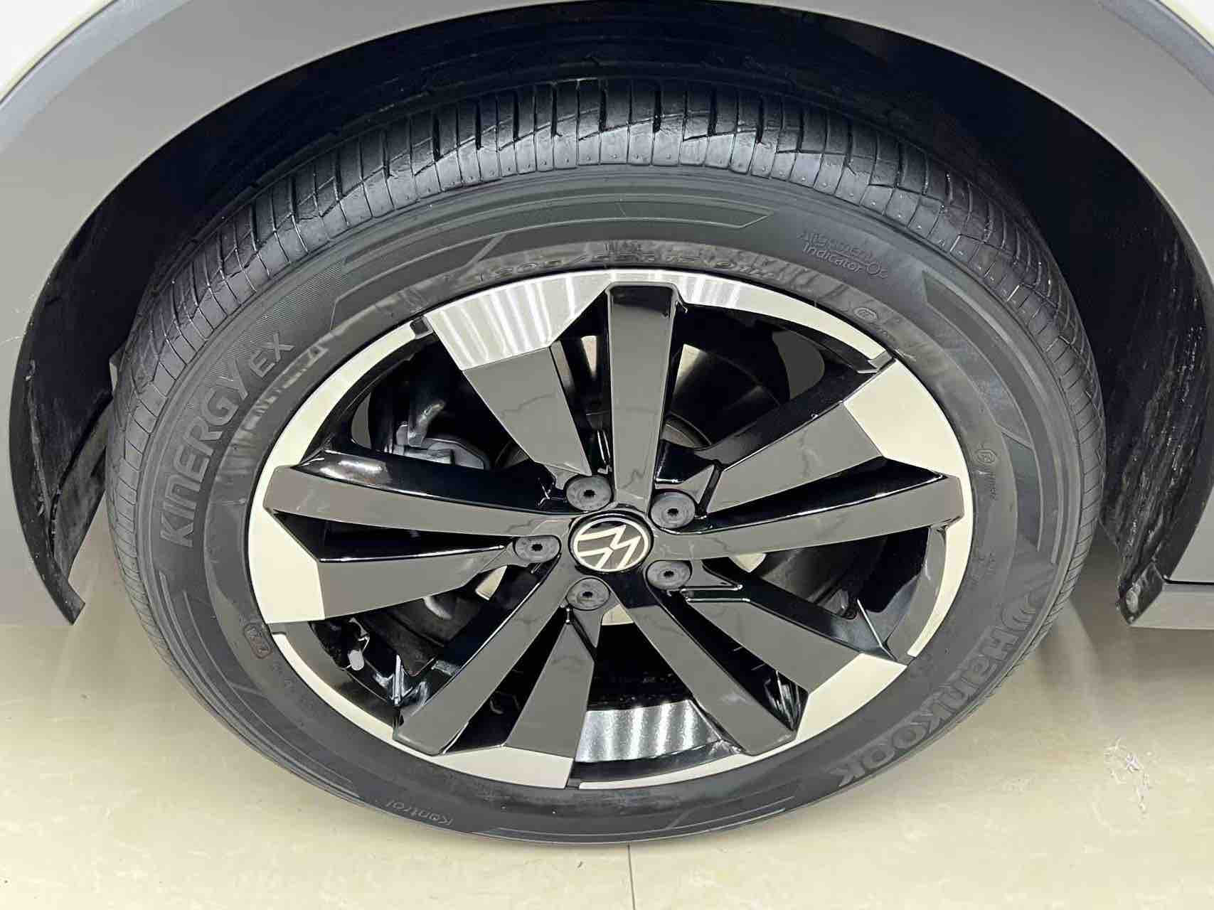 Volkswagen Tacqua 2022 car image #21