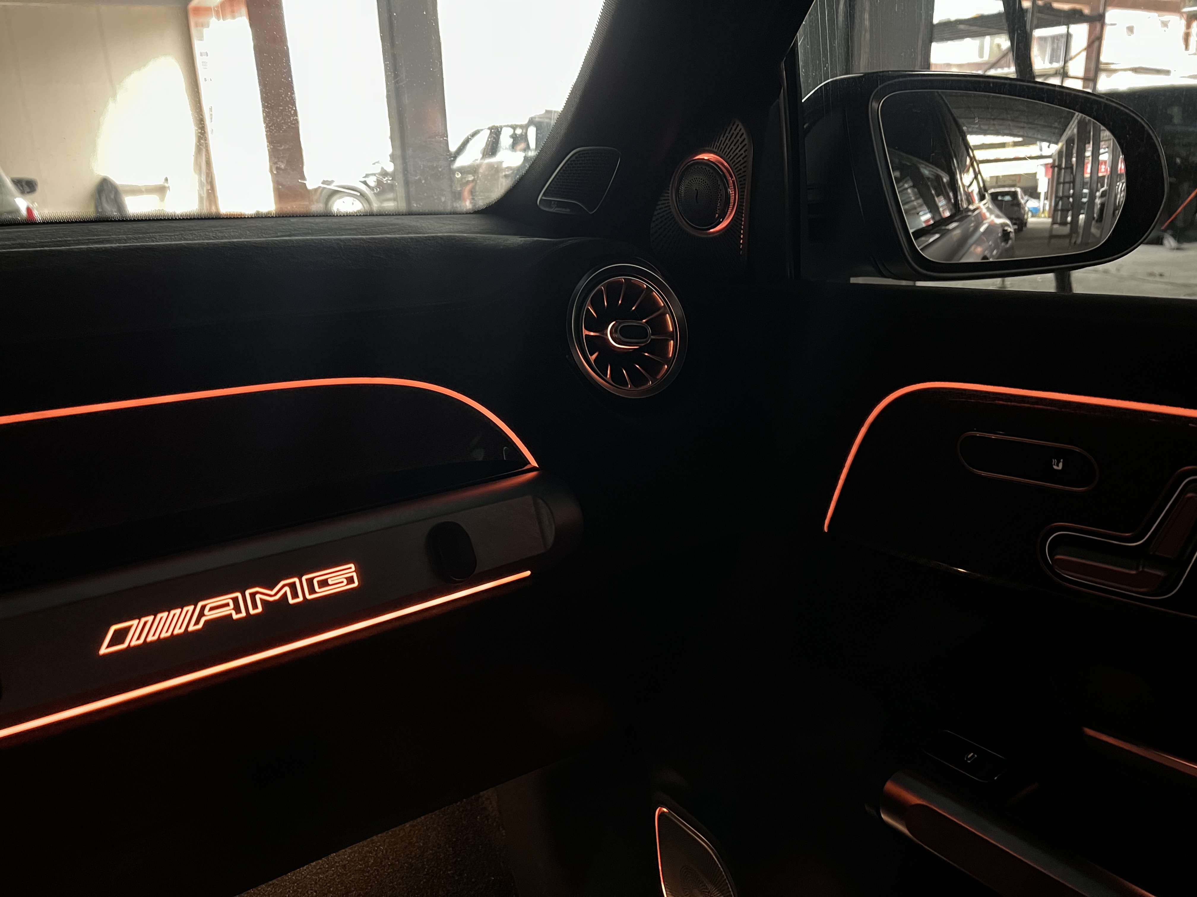 Mercedes-Benz GLB AMG 2021 صورة سيارة #21