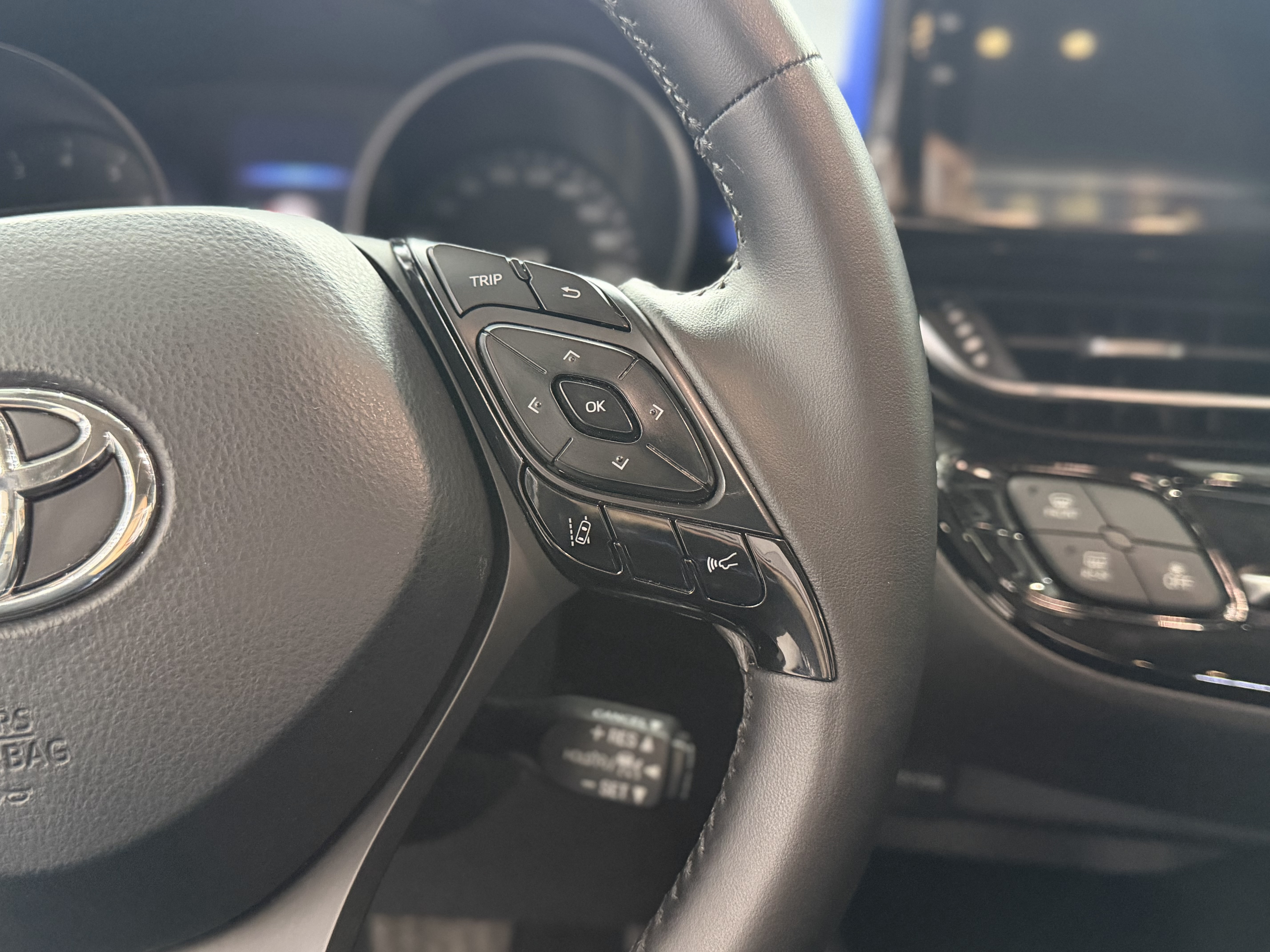 Toyota C-HR 2021 immagine di auto #21