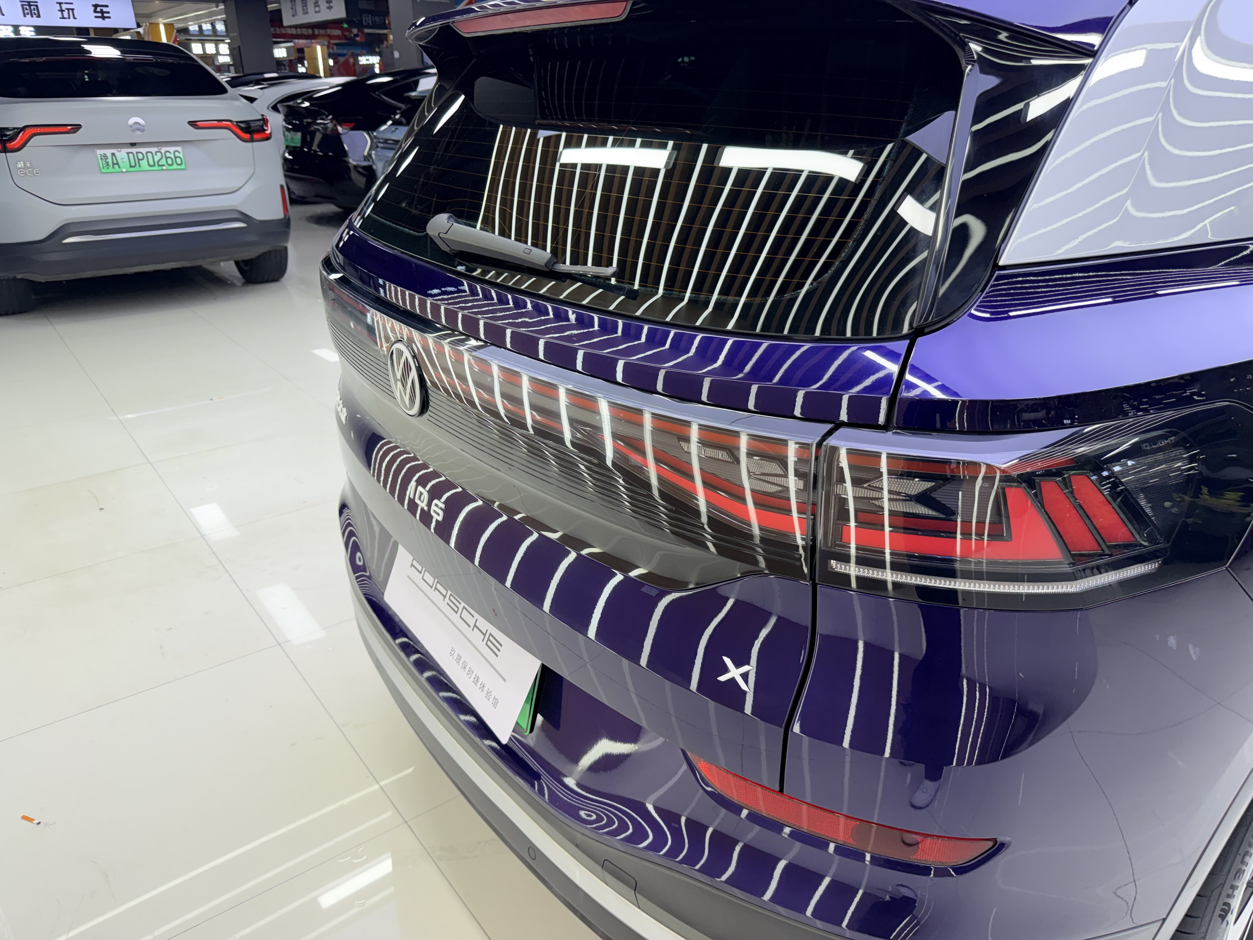 Volkswagen ID.6 X 2022 #21 Volkswagen ID.6 X 2022 immagine di auto #21