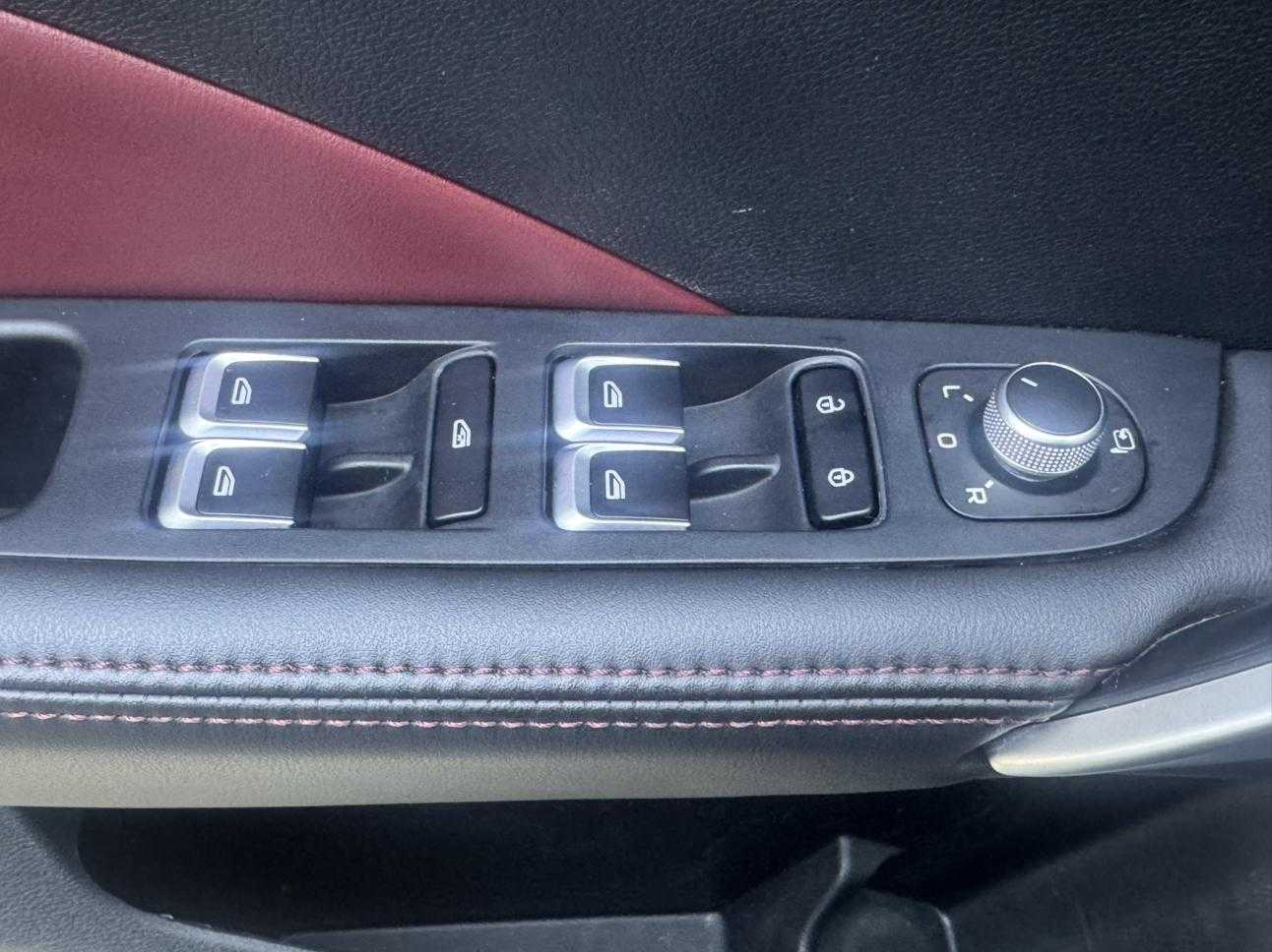 GEELY Coolray 2022 #21 GEELY Coolray 2022 car image #21