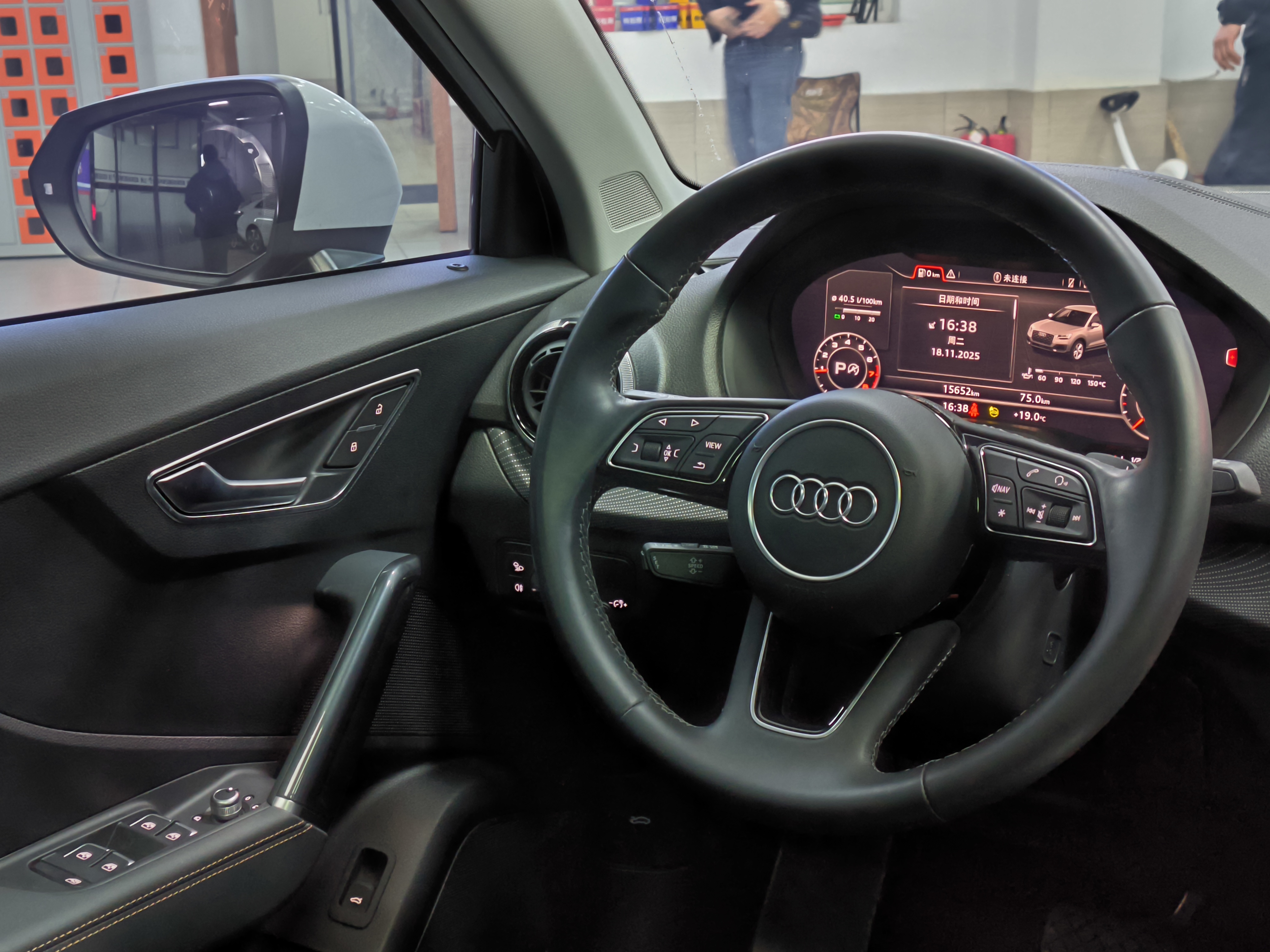 Audi Q2L 2022 immagine di auto #21