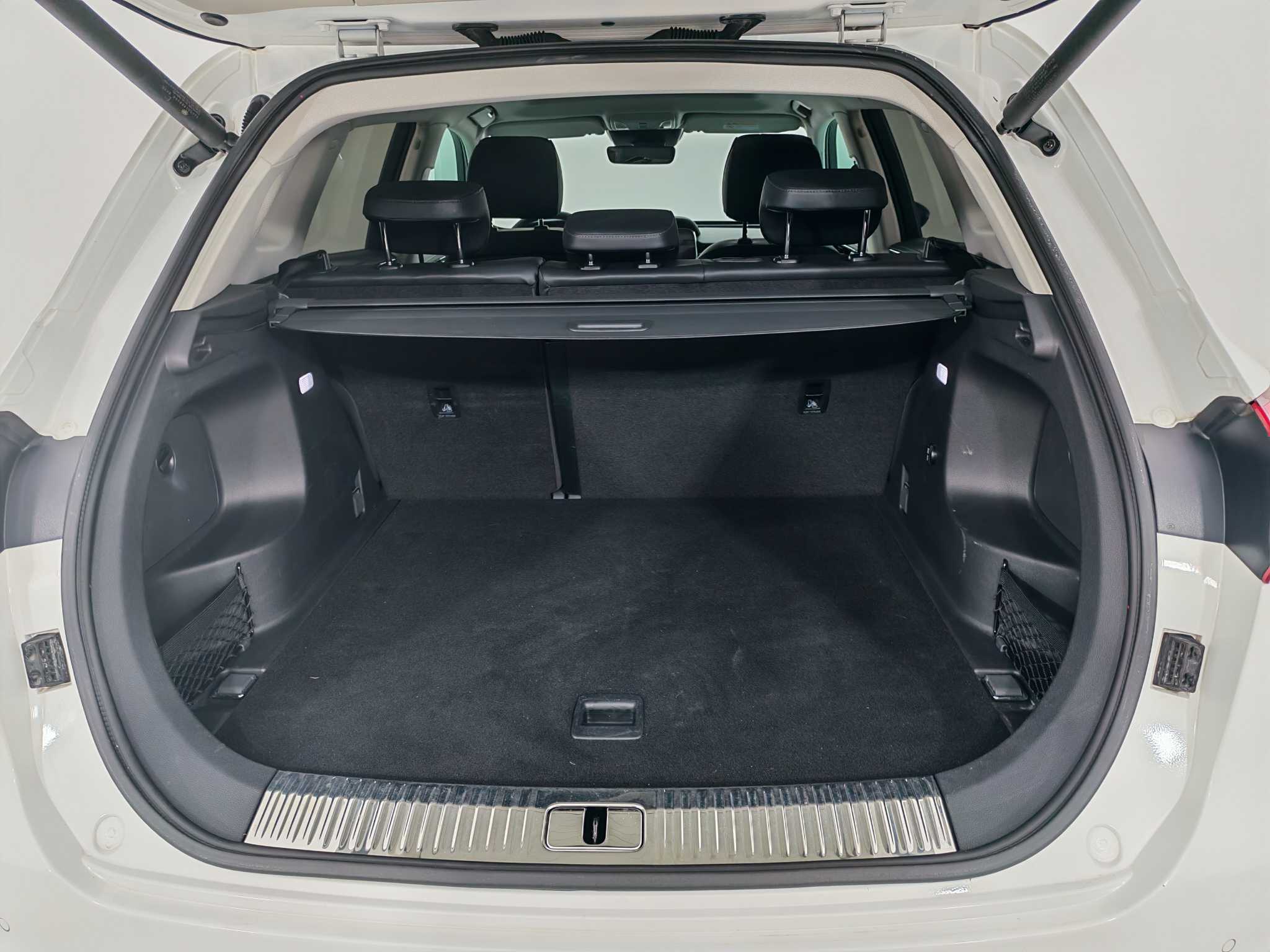 HongQi HS5 2022 #21 HongQi HS5 2022 car image #21