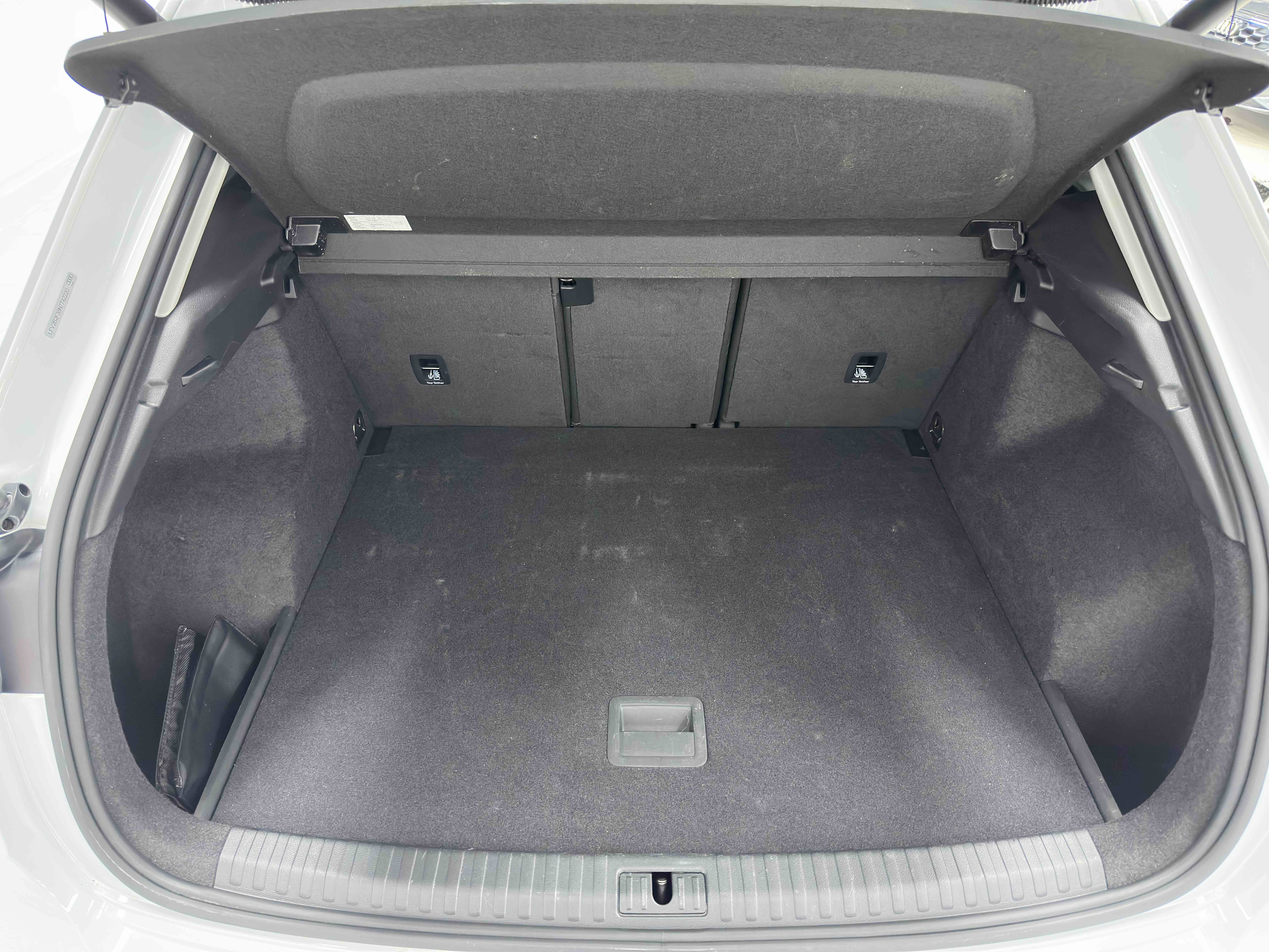 Audi Q3 2023 #21 Audi Q3 2023 car image #21