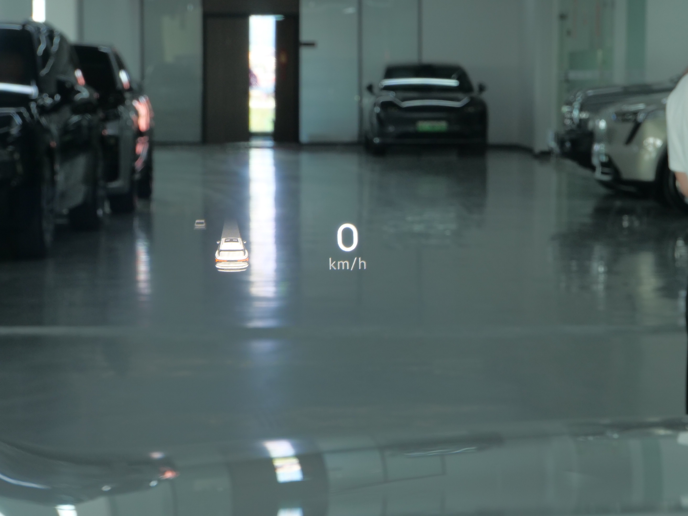 Lynk & Co 09 EM-P 2022 car image #21