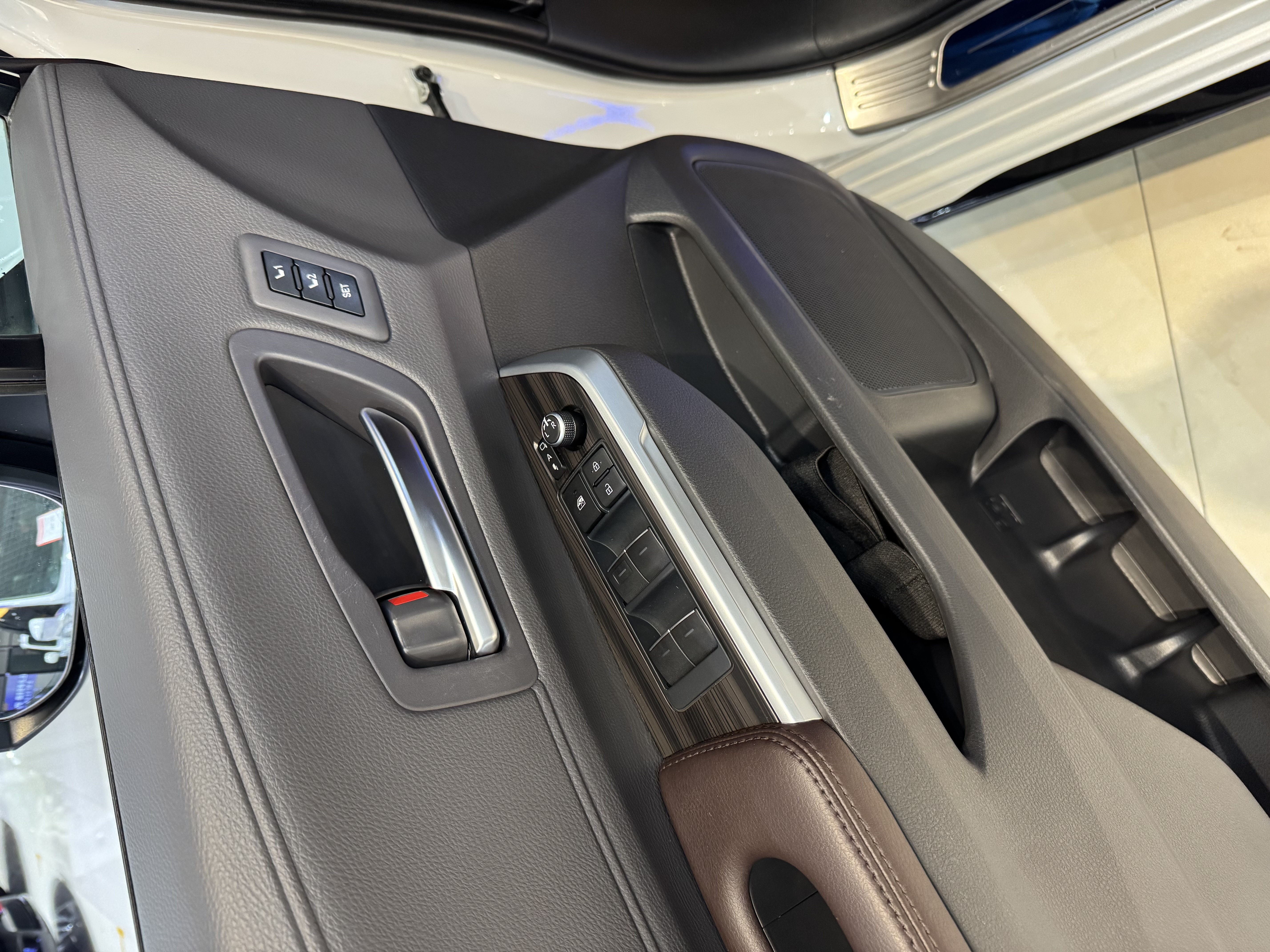 Toyota Sienna 2022 immagine di auto #21