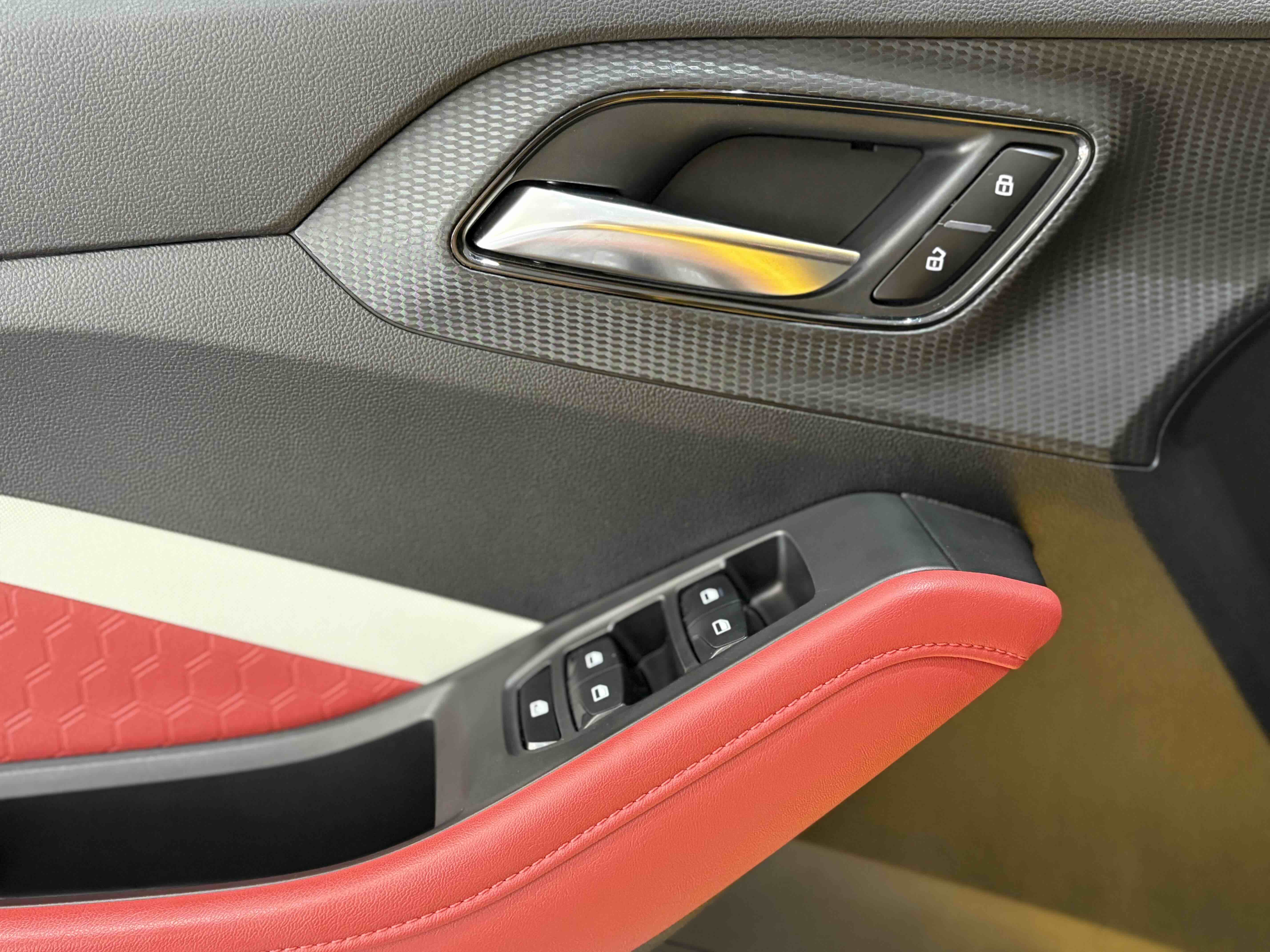 MG 5 2022 immagine di auto #21