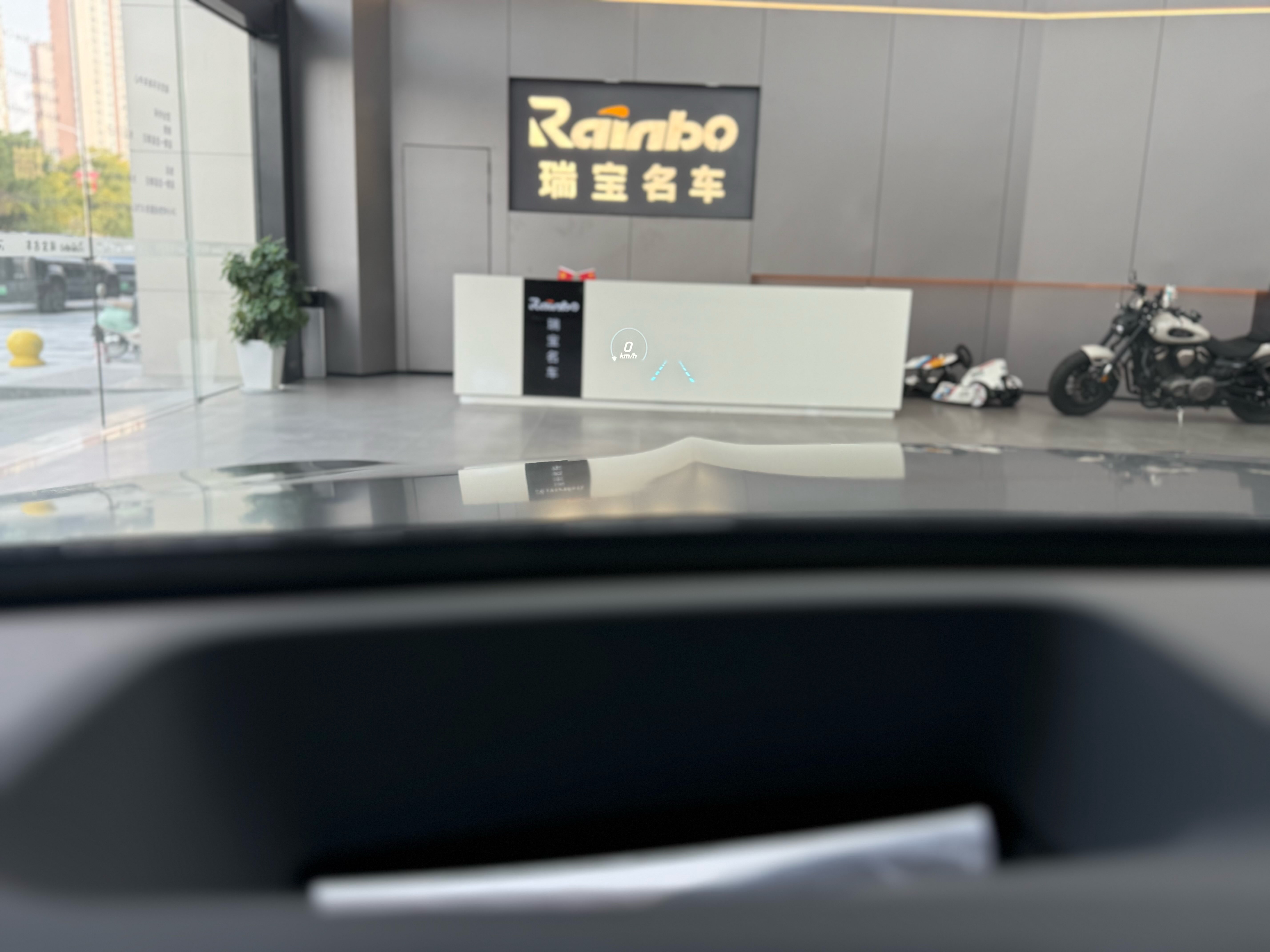 Mercedes-Benz EQB Class 2022 #21 Mercedes-Benz EQB Class 2022 immagine di auto #21