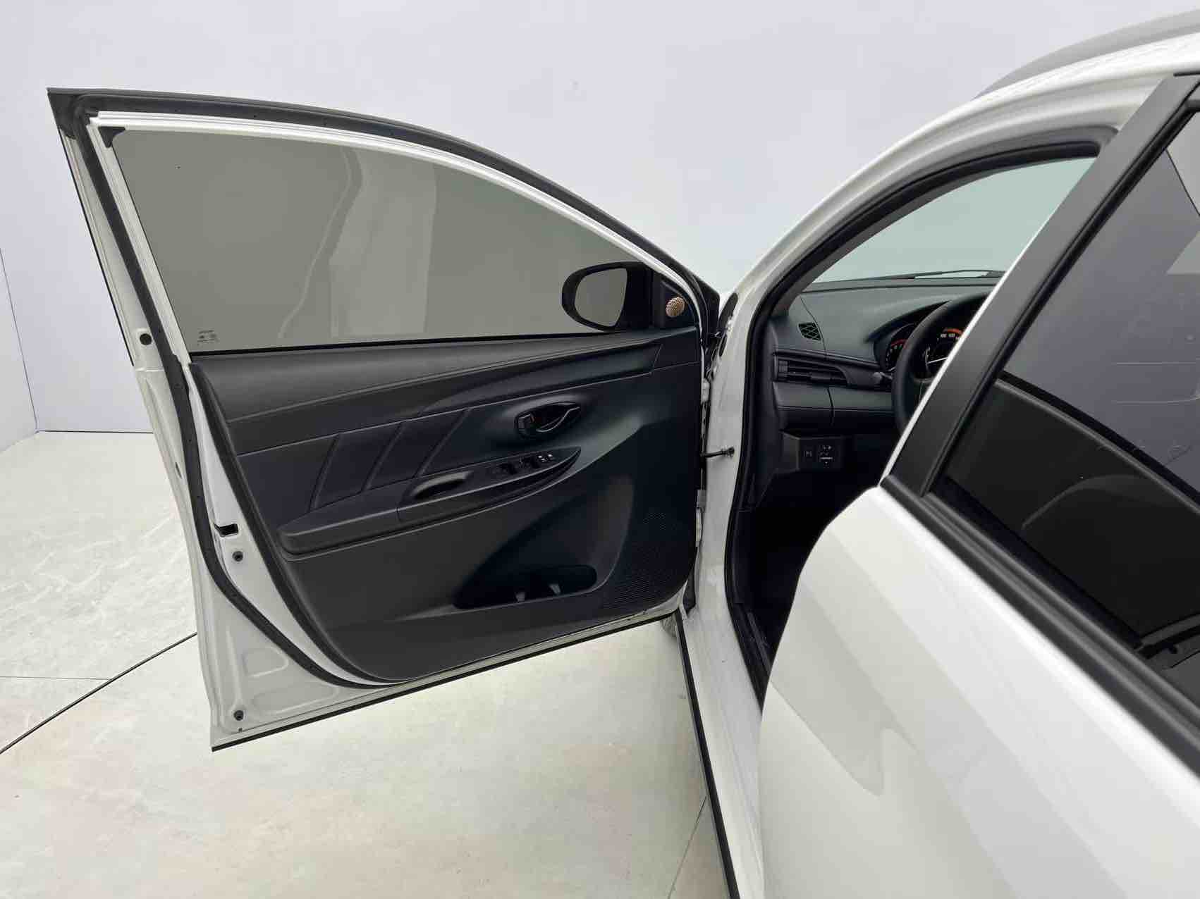 Yaris L Zhixuan 2023 car image #21