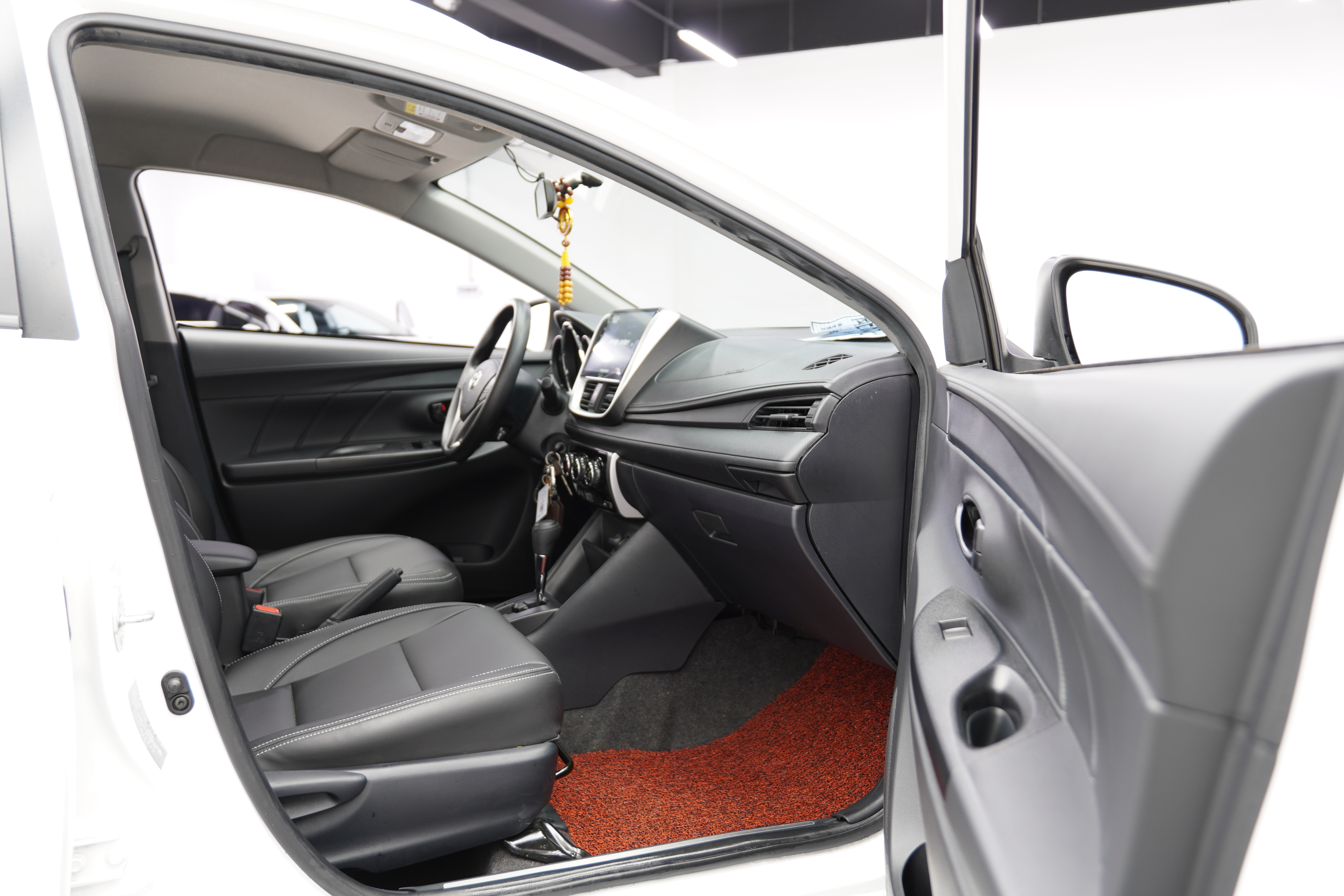 Yaris L Zhixuan 2022 car image #21