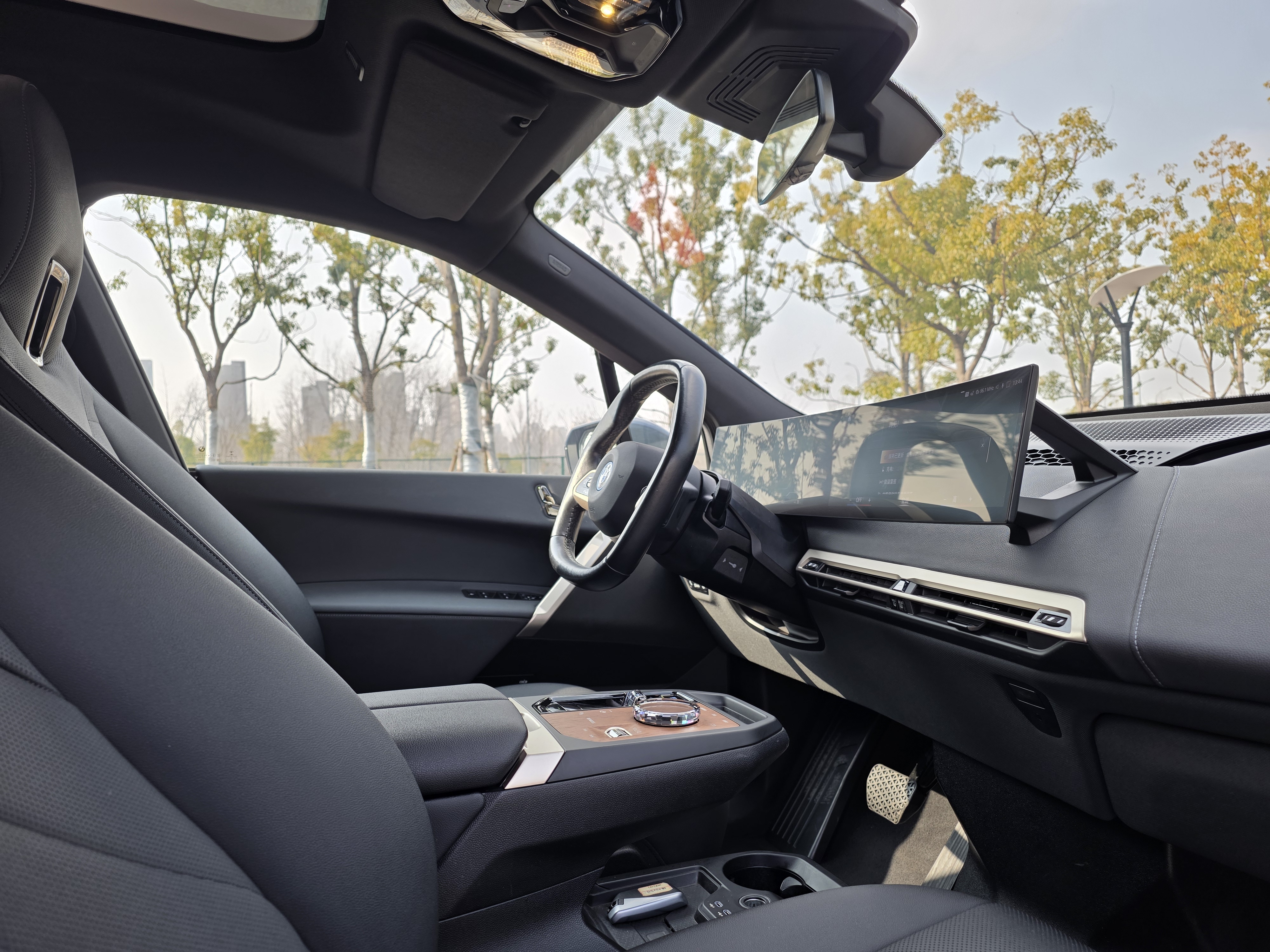 BMW iX 2022 #21 BMW iX 2022 car image #21