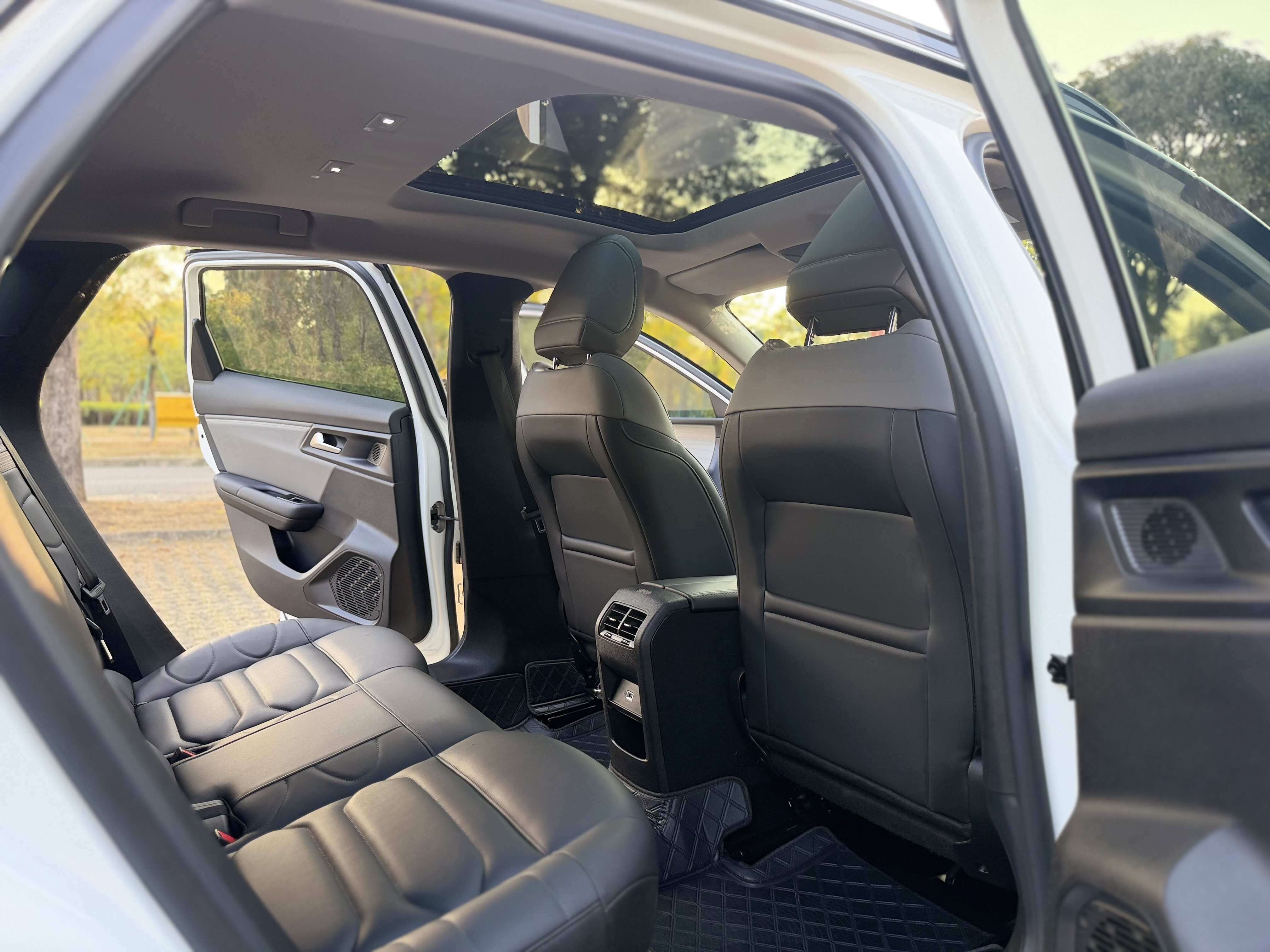 Citroen C5 X 2022 #21 Citroen C5 X 2022 صورة سيارة #21