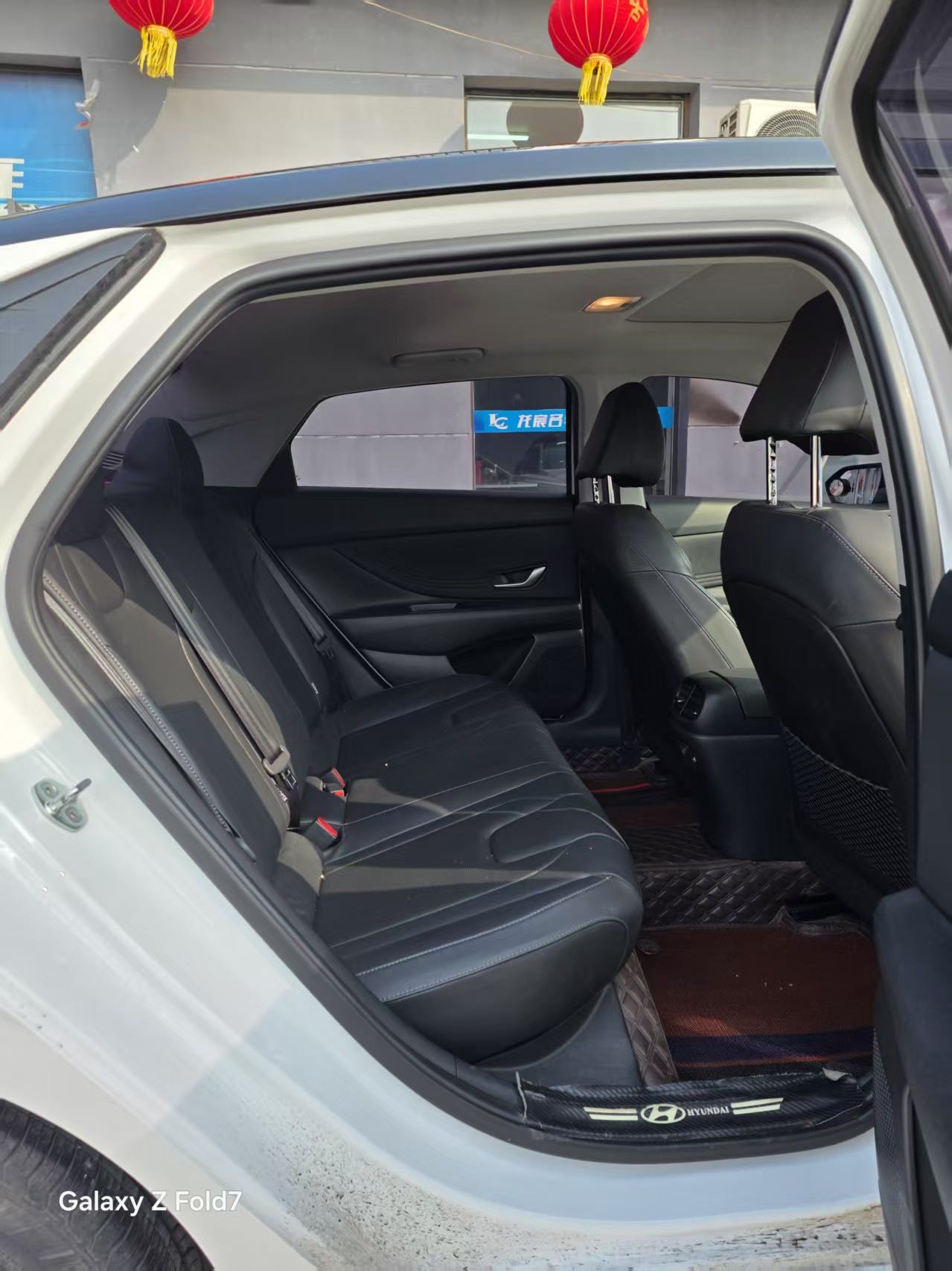 Hyundai Elantra 2023 imagen de coche #21