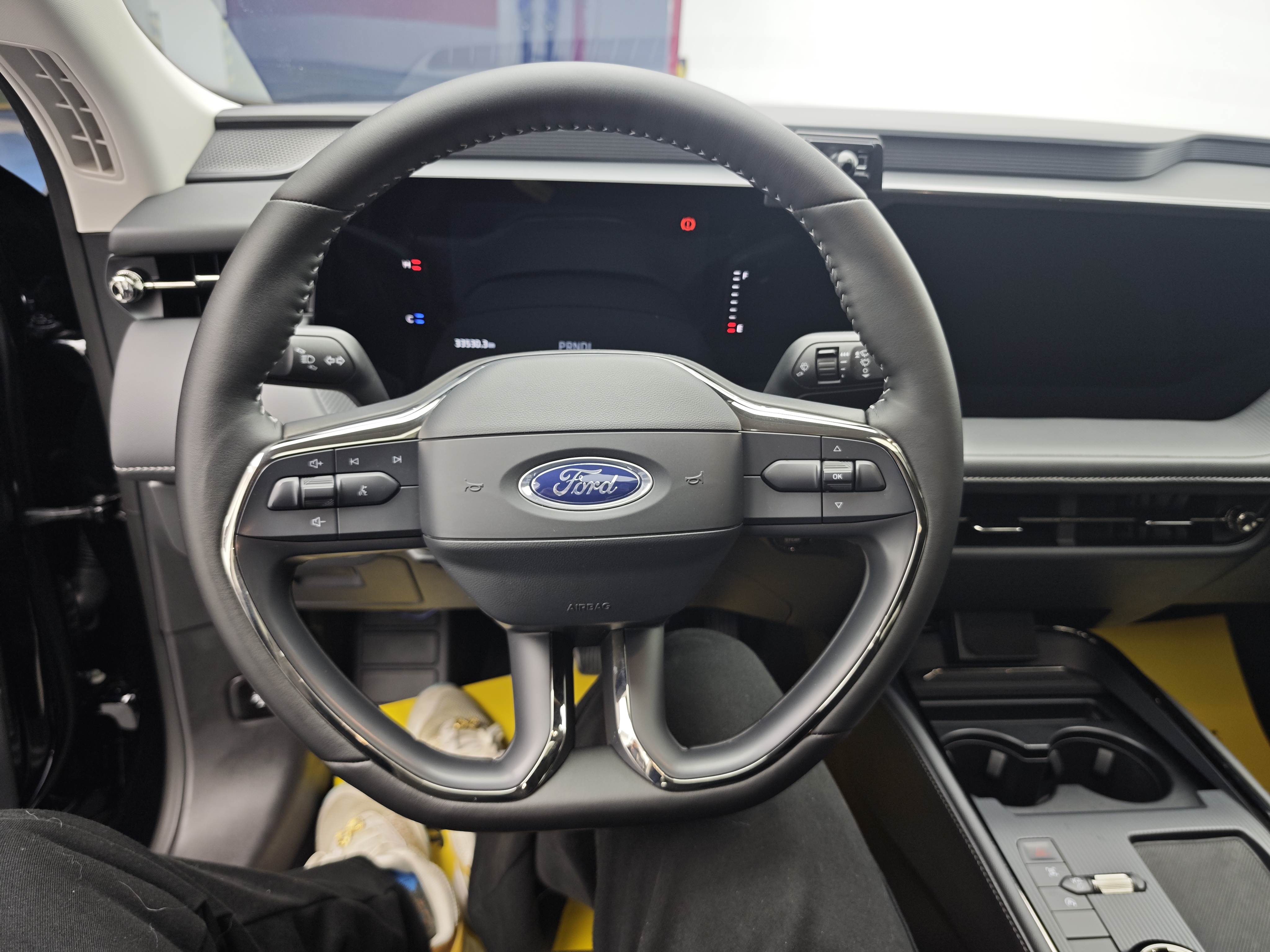 Ford Mondeo 2023 صورة سيارة #21