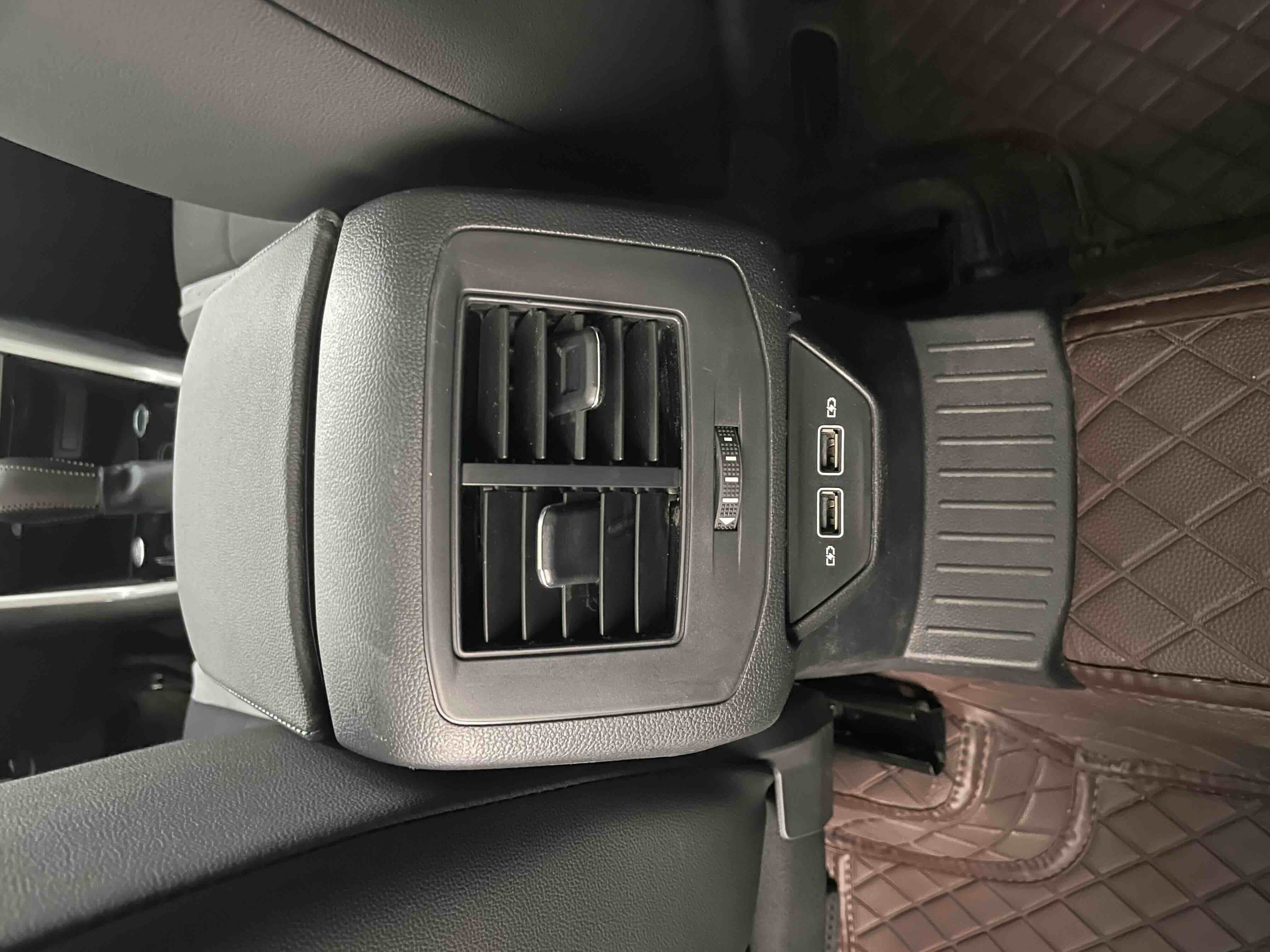T-Roc 2022 car image #21