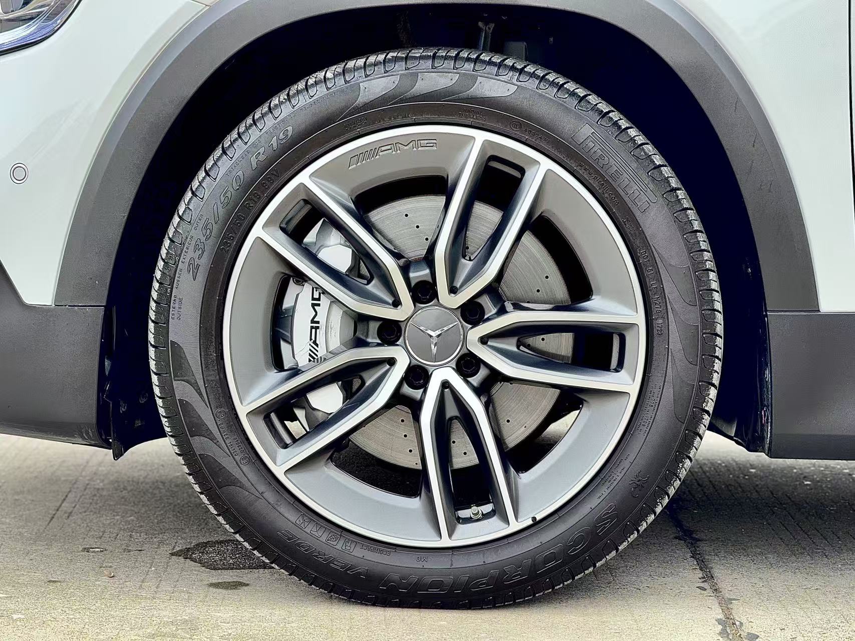 Mercedes-Benz GLB AMG 2022 car image #21