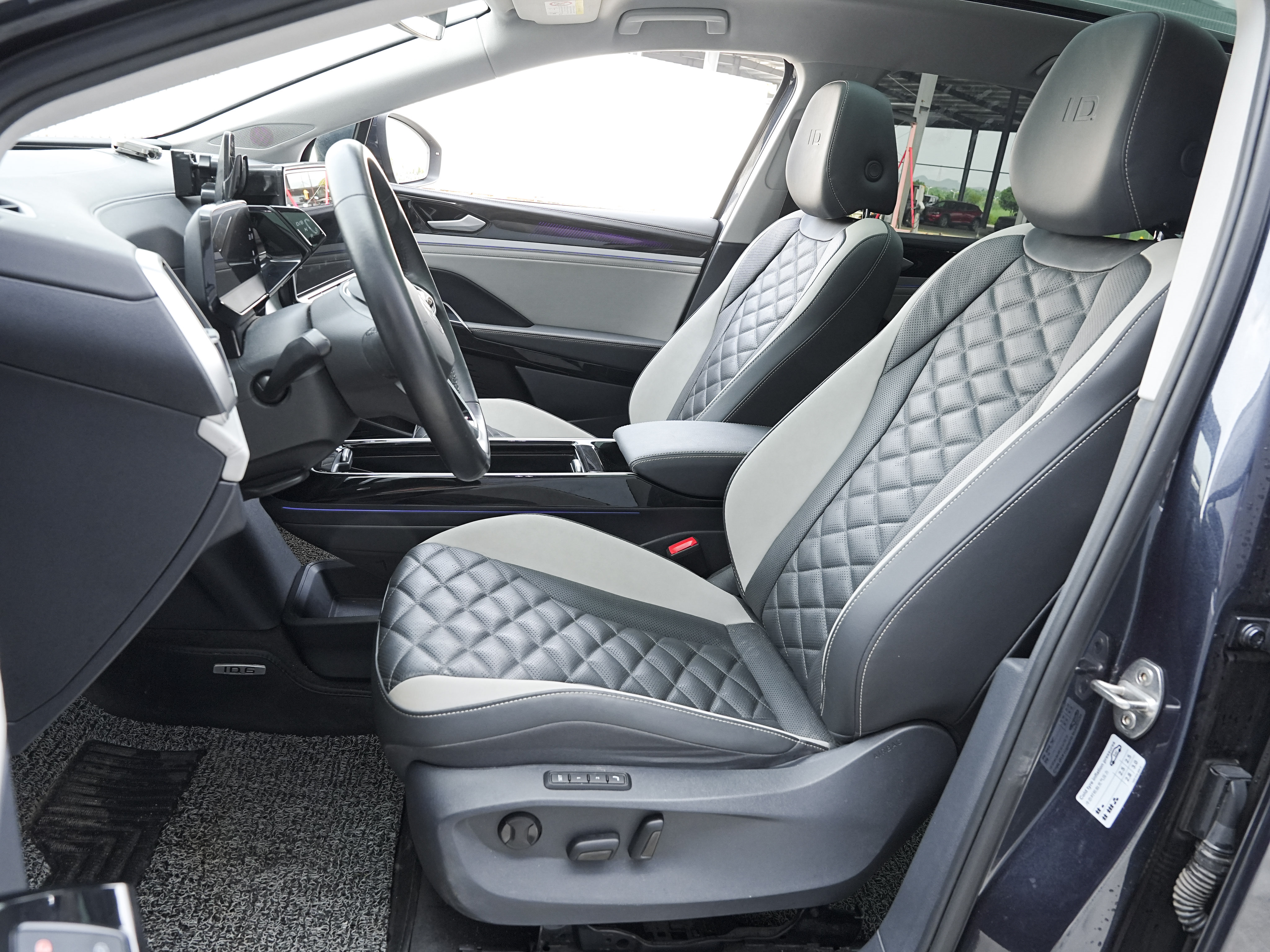 Volkswagen ID.6 Crozz 2023 #21 Volkswagen ID.6 Crozz 2023 car image #21