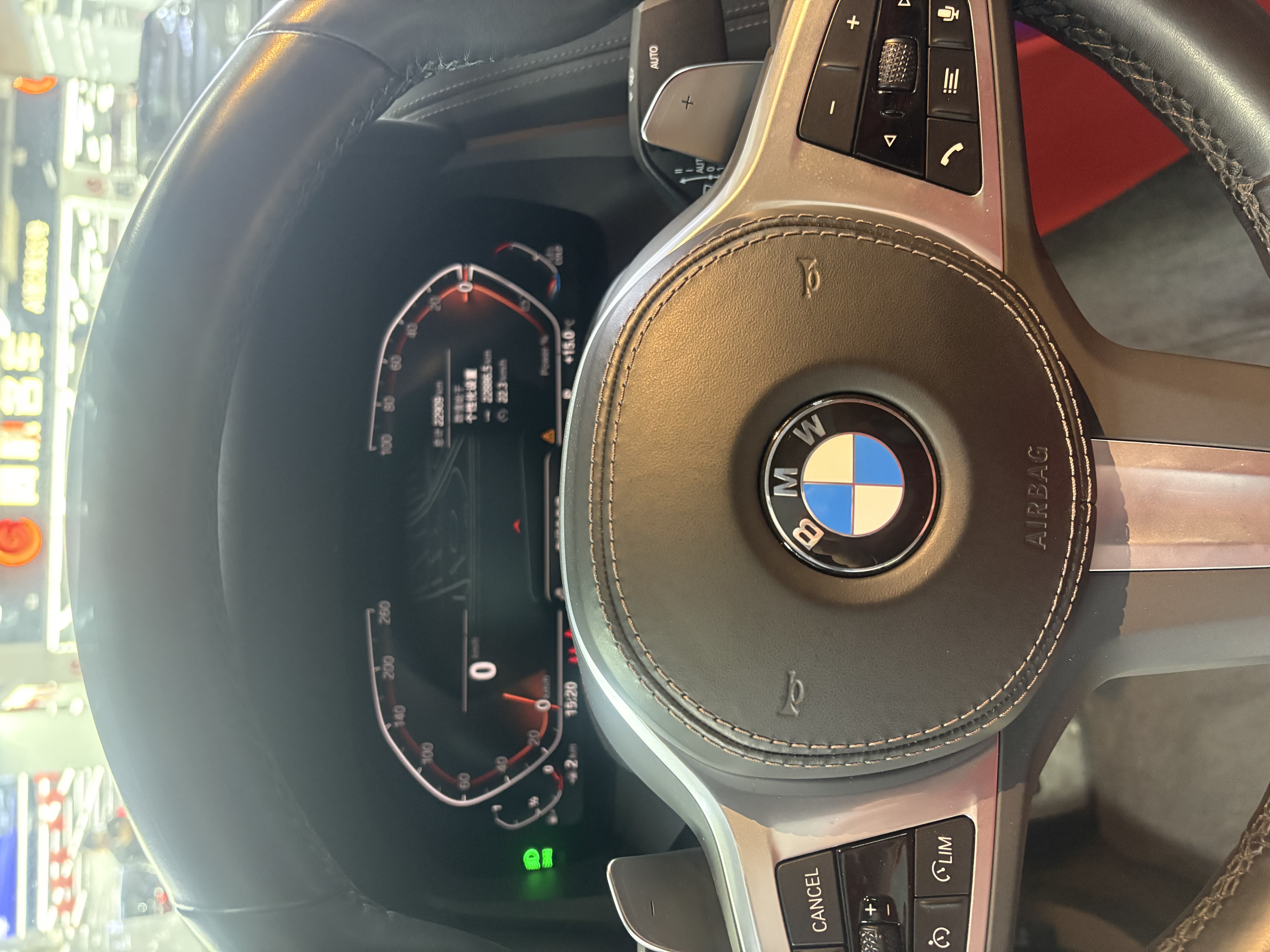 BMW 8 Series 2023 immagine di auto #21