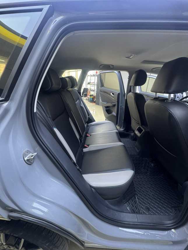 VS5 2023 car image #21