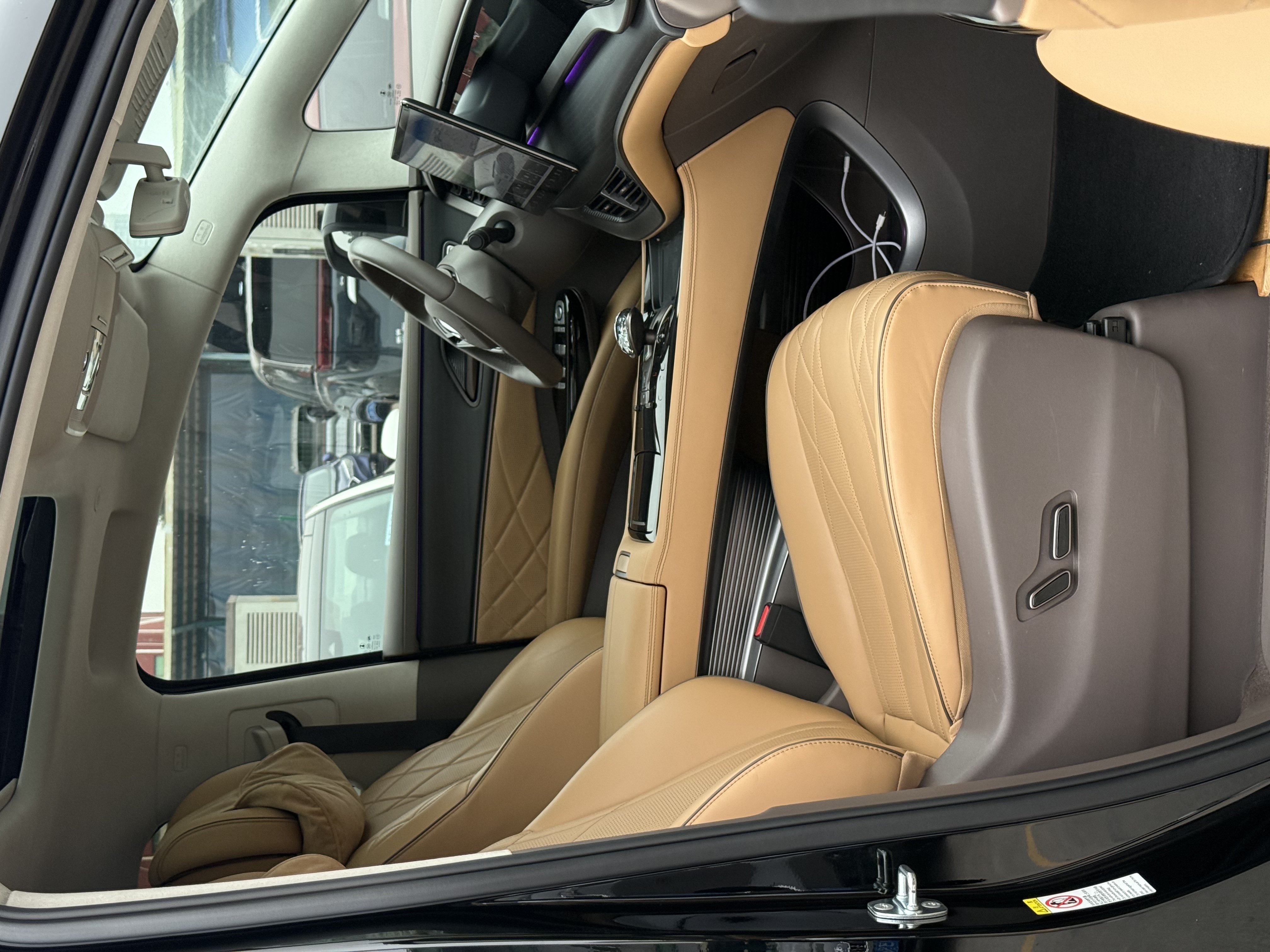 腾势 腾势D9 2023 汽车图片 #21