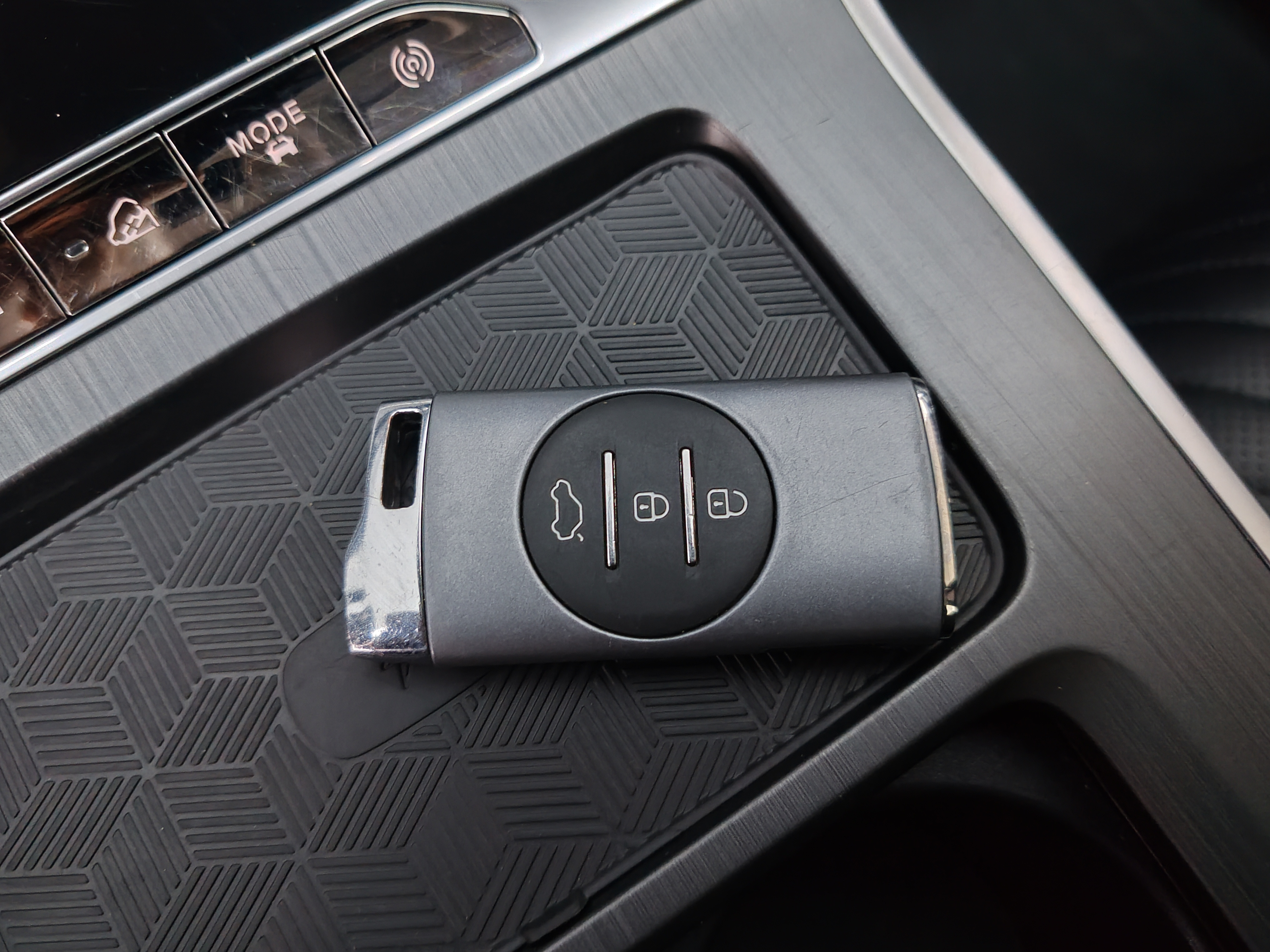 Exceed Lingyun 2022 #21 Exceed Lingyun 2022 car image #21