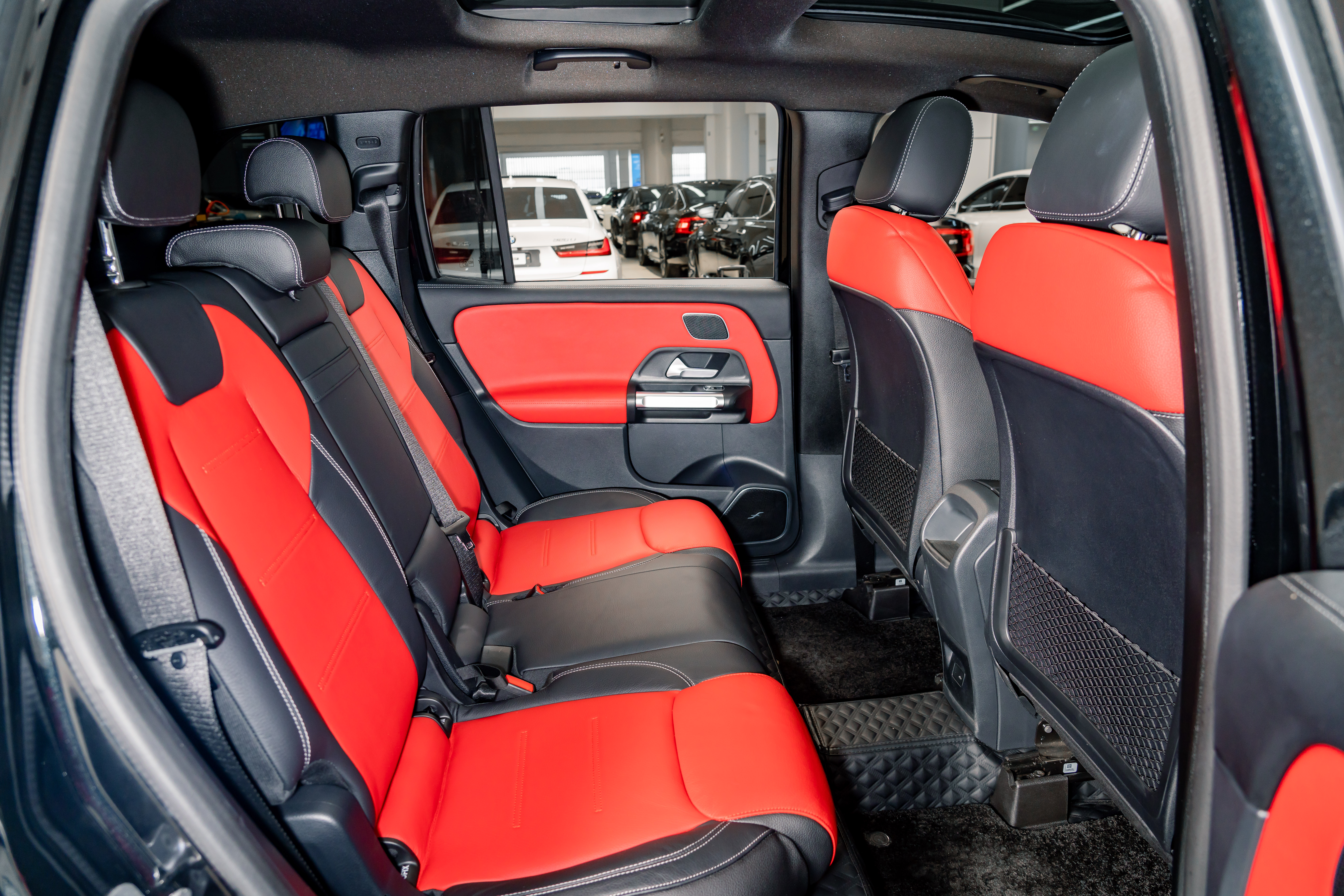 Mercedes-Benz GLB AMG 2023 car image #21