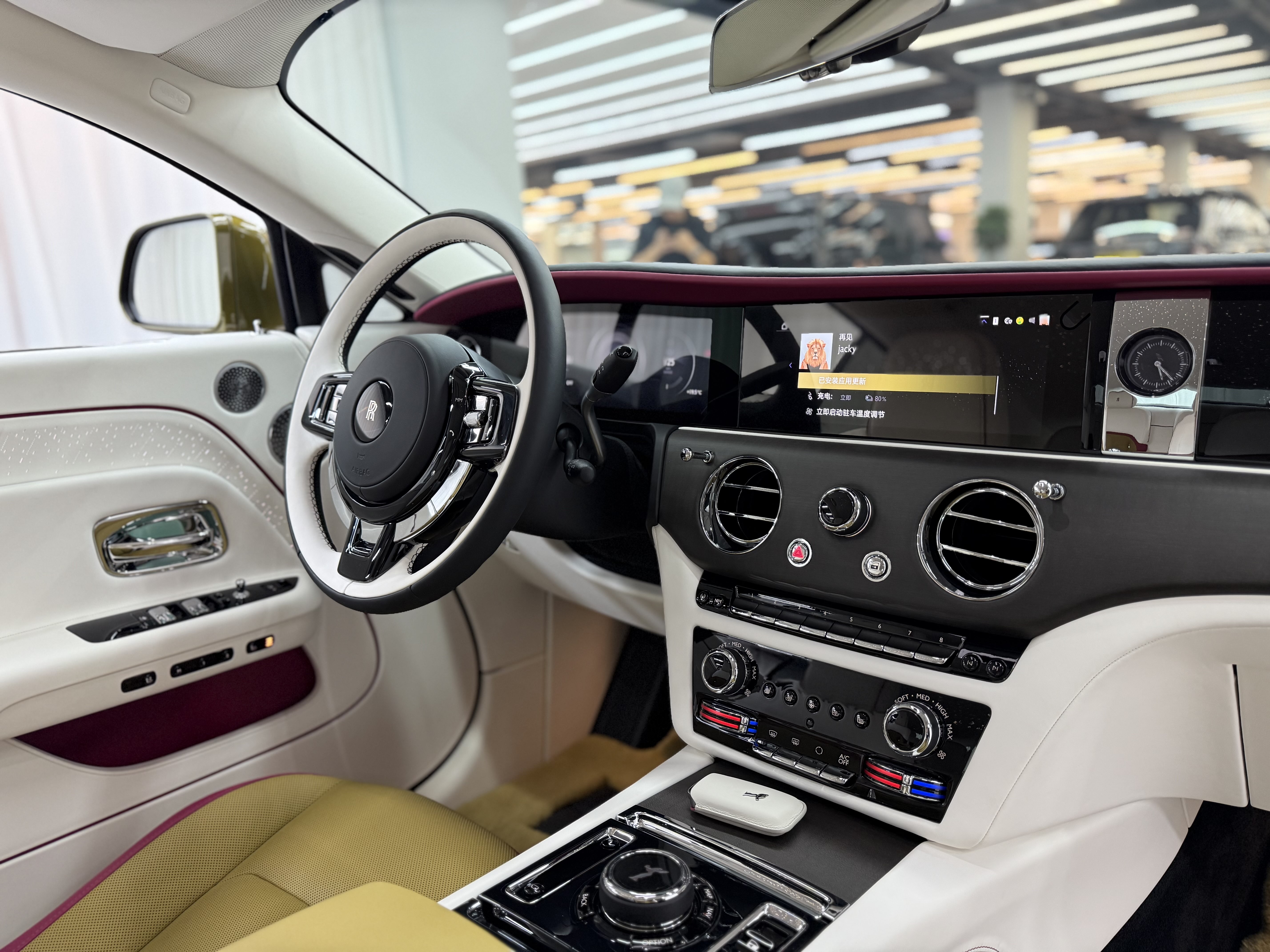 劳斯莱斯 闪灵 2025 汽车图片 #21