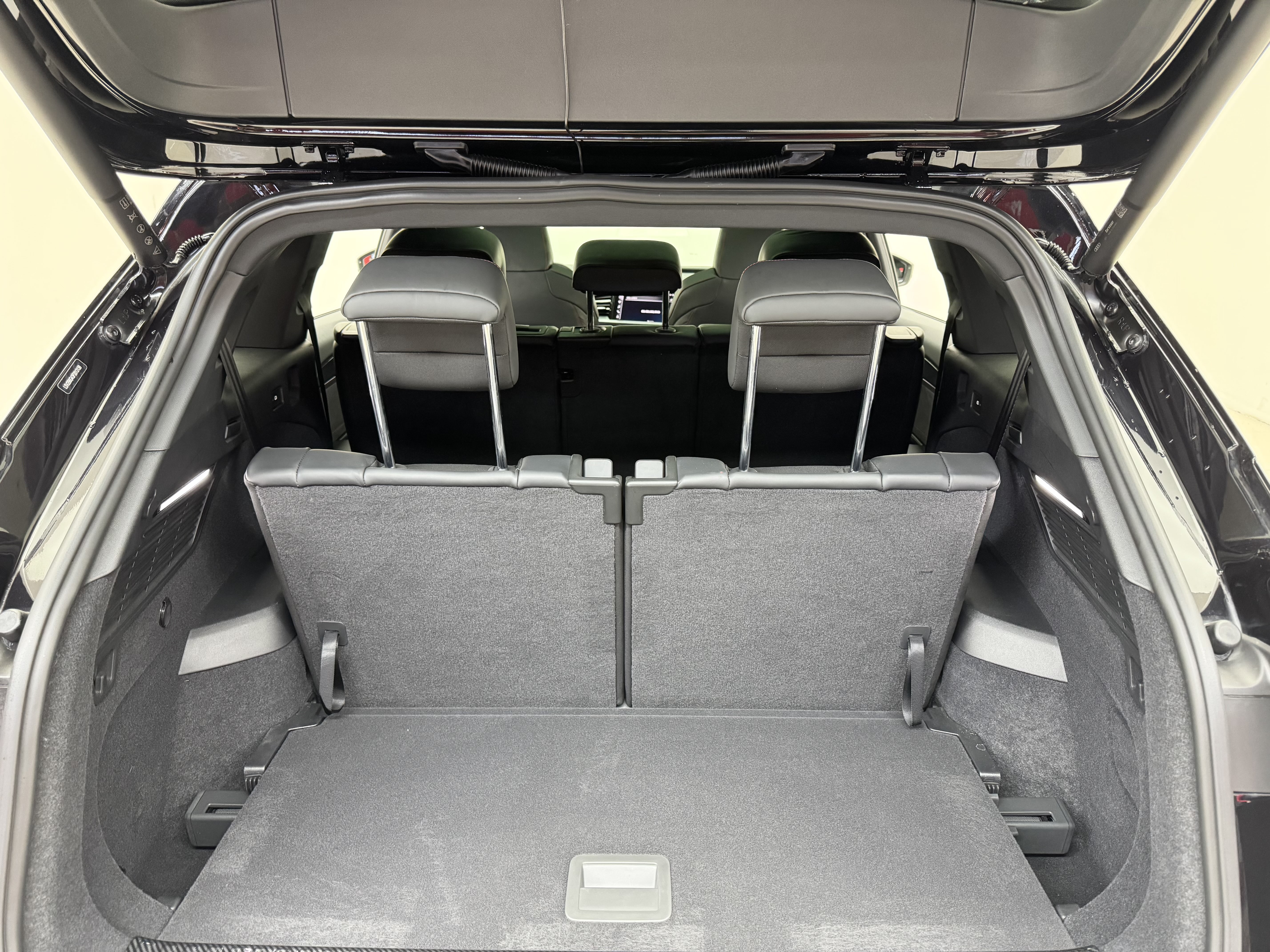 Audi Q5 e-tron 2024 imagen de coche #21