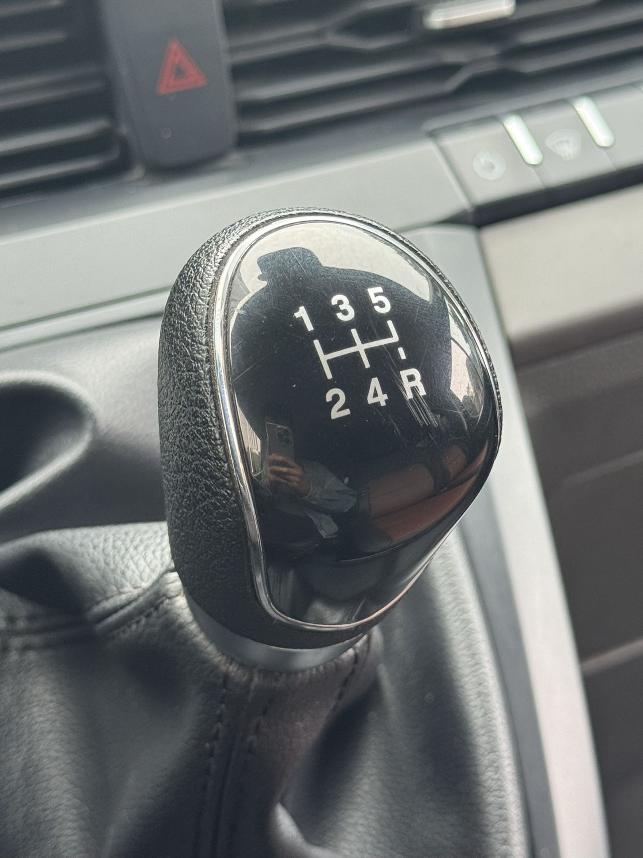 Ford Transit T8 2023 #21 Ford Transit T8 2023 car image #21