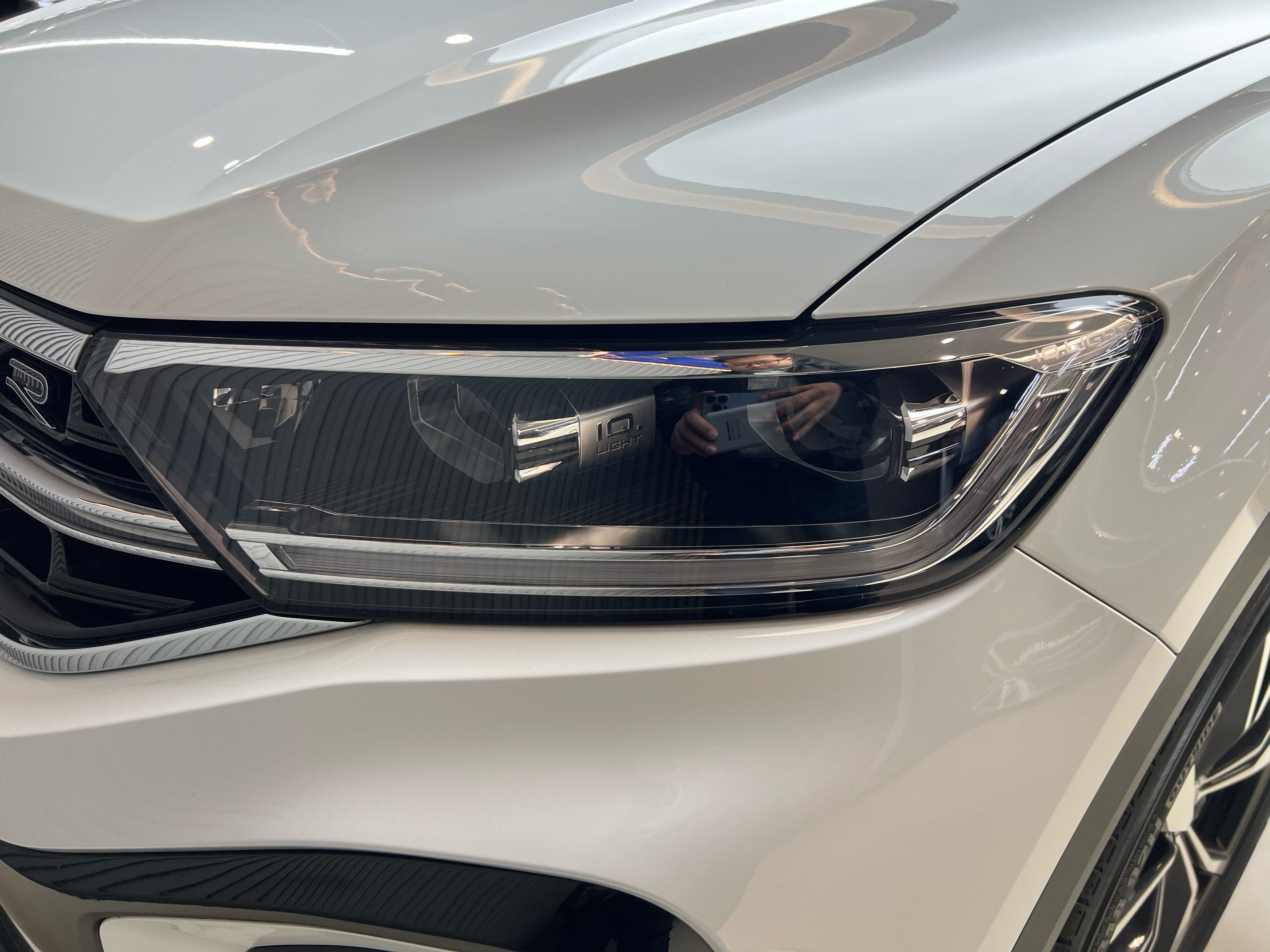 Volkswagen T-Roc 2023 car image #21