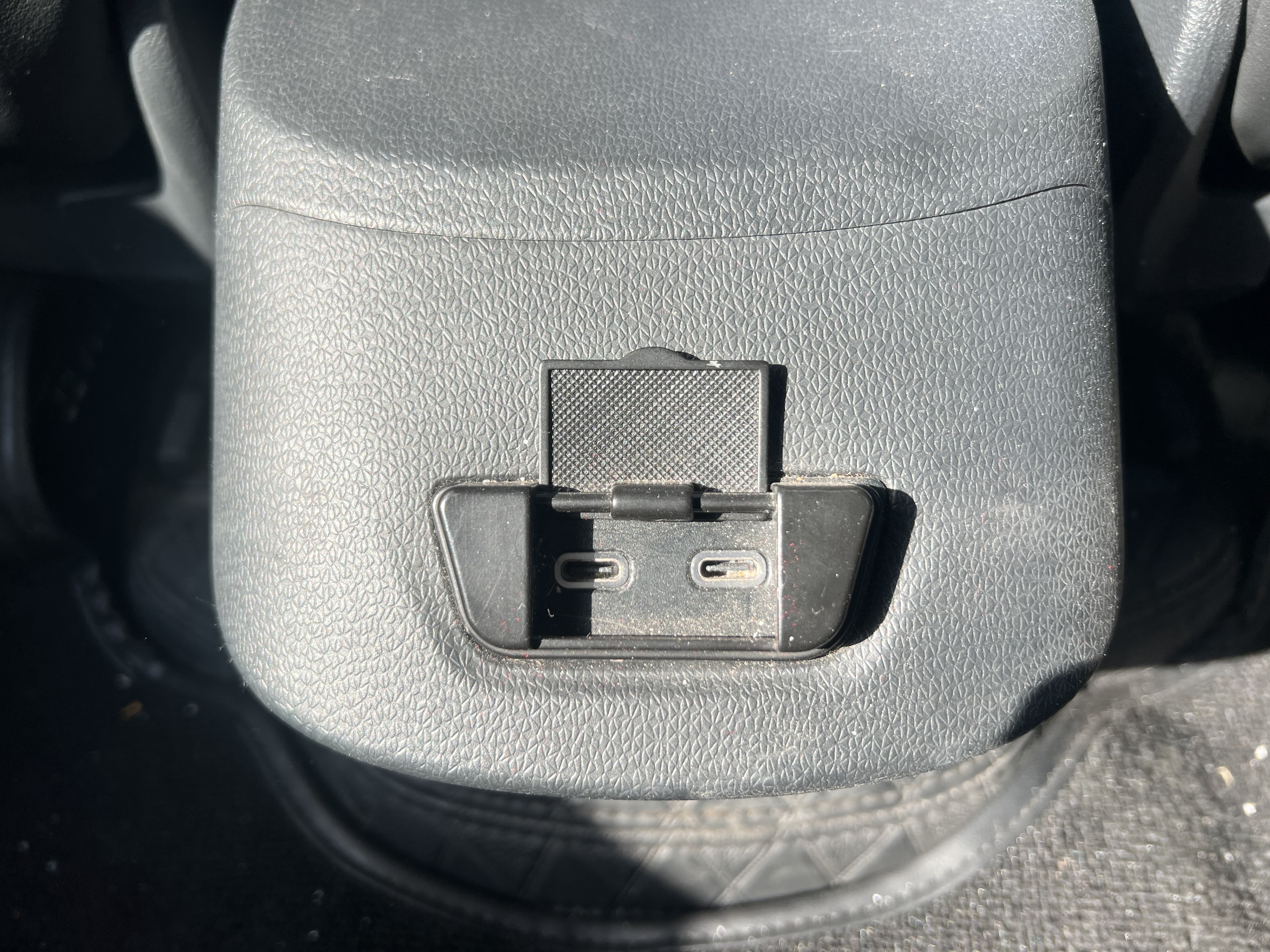 Volkswagen ID.3 2024 car image #21