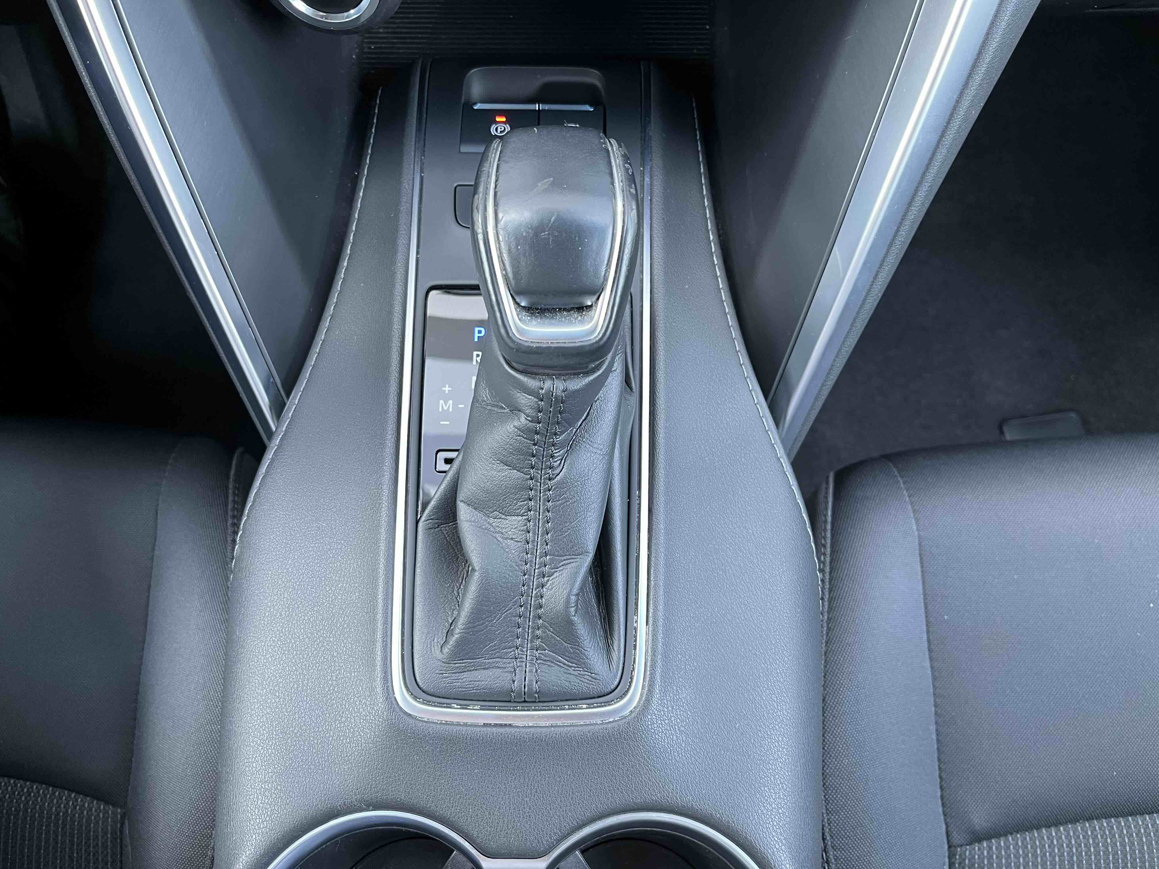 Toyota Harrier 2023 immagine di auto #21