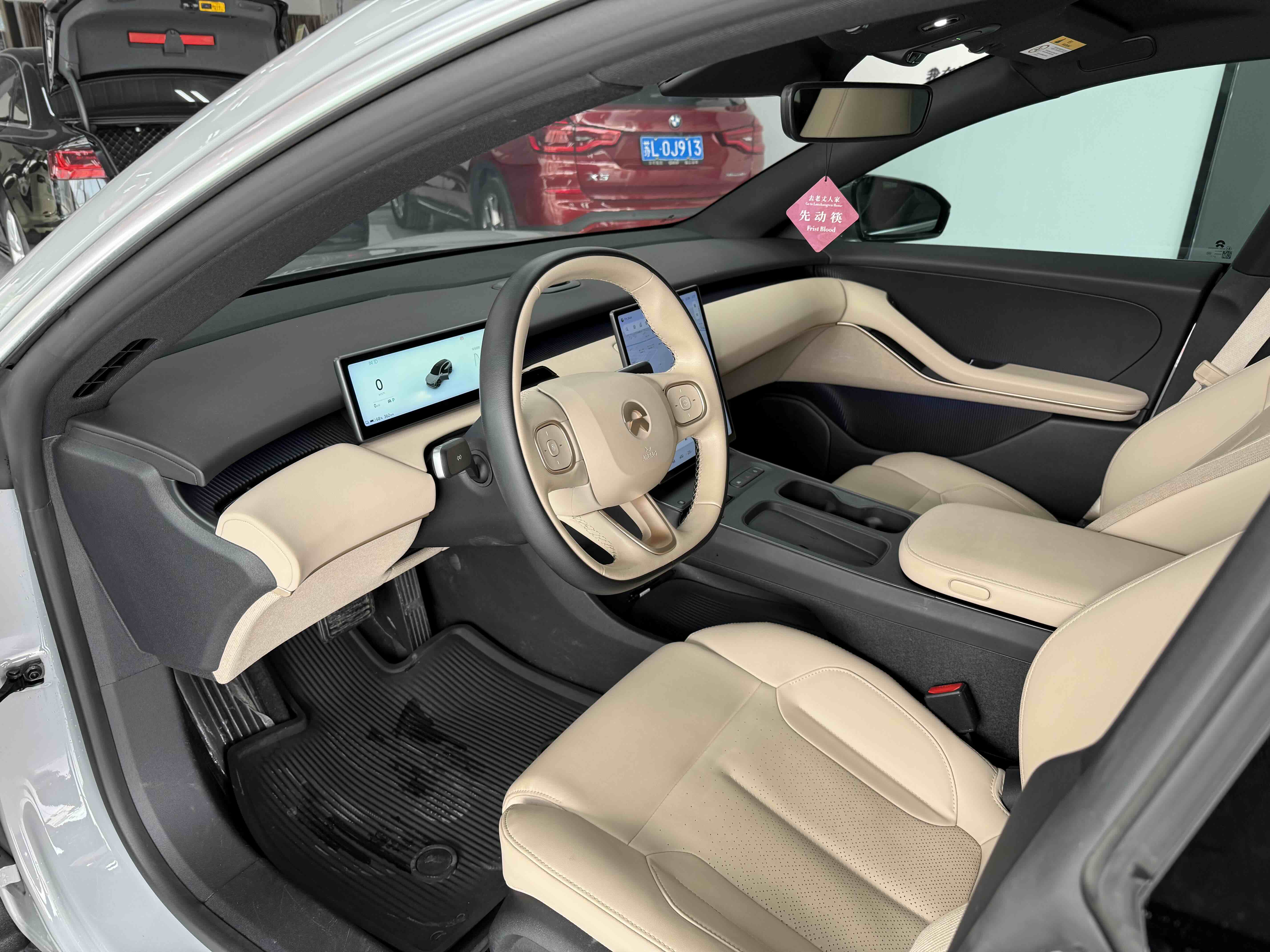 NIO ET5T 2023 image de voiture #21