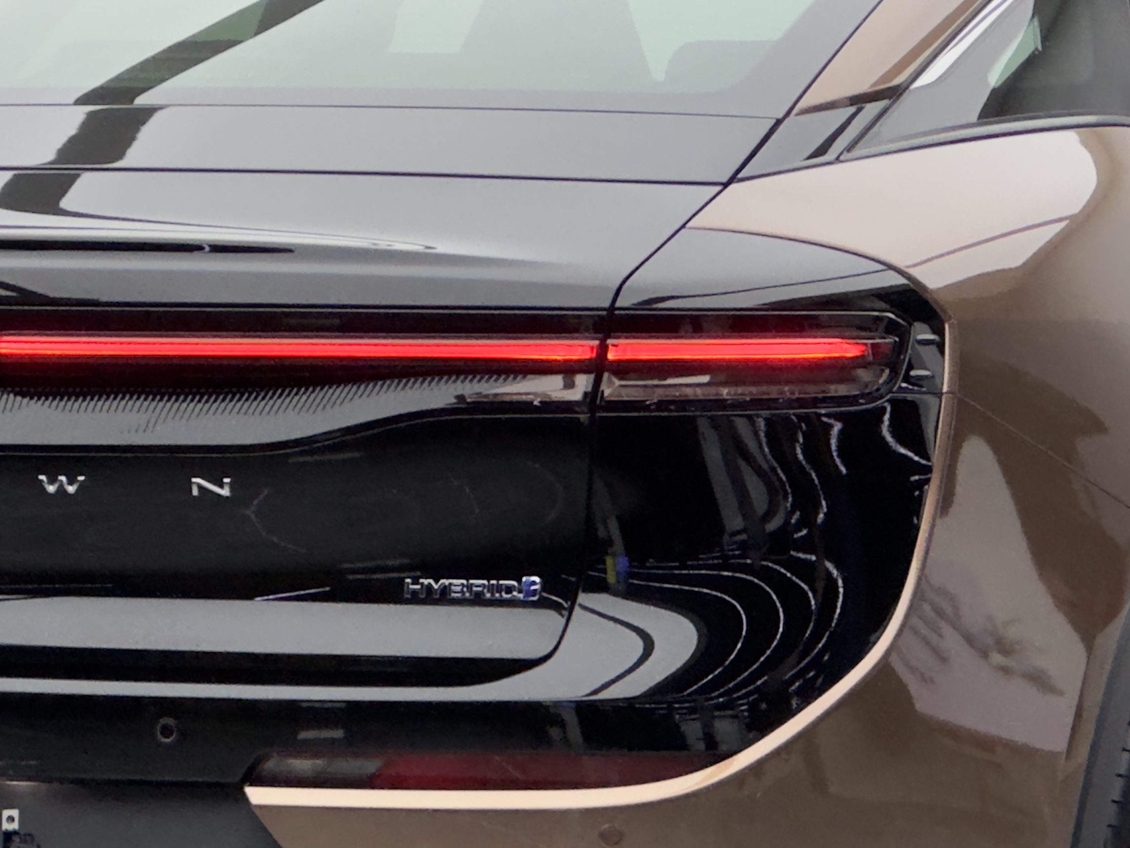 Toyota CrownSportCross 2026 image de voiture #21