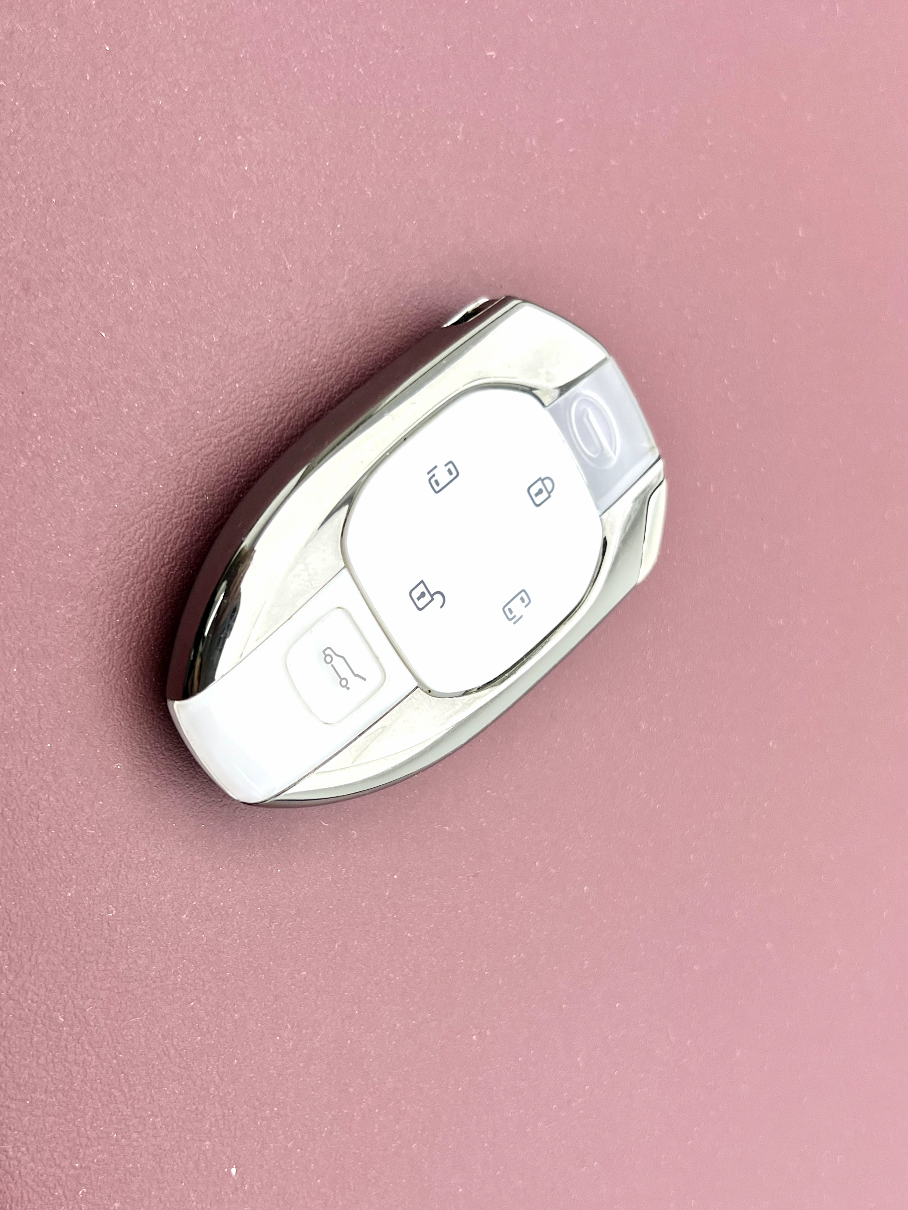 GAC Trumpchi E9 2024 #21 GAC Trumpchi E9 2024 car image #21