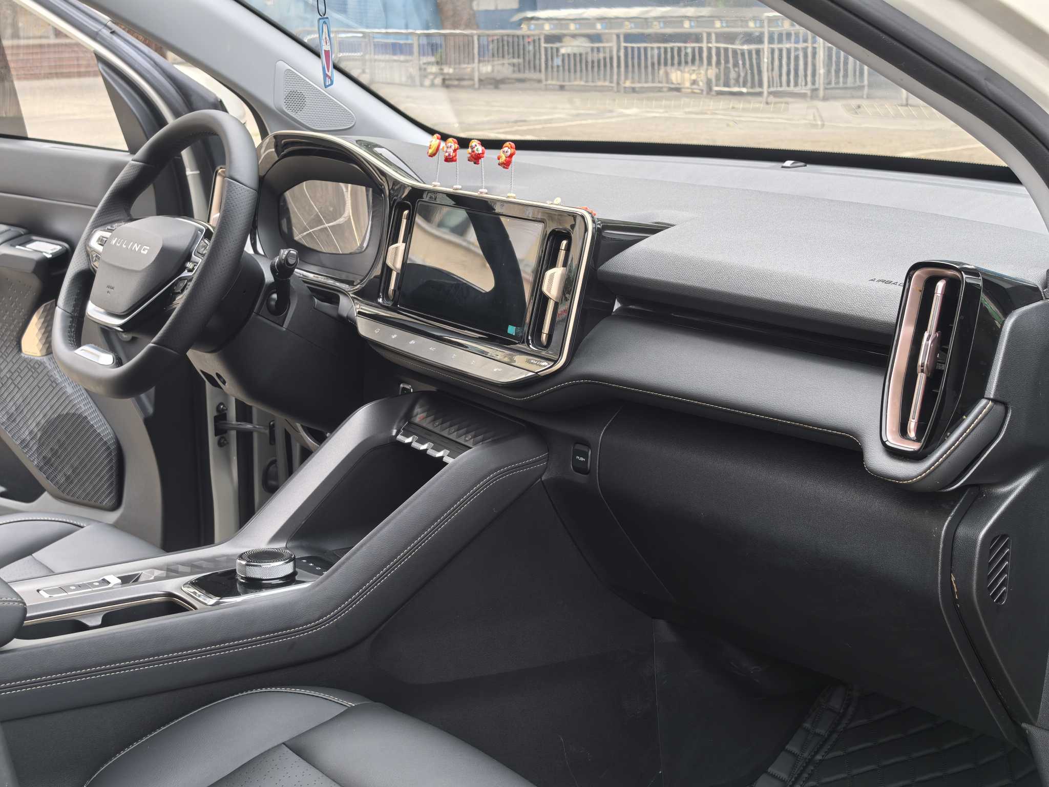 Wuling Xingyun 2024 #21 Wuling Xingyun 2024 car image #21