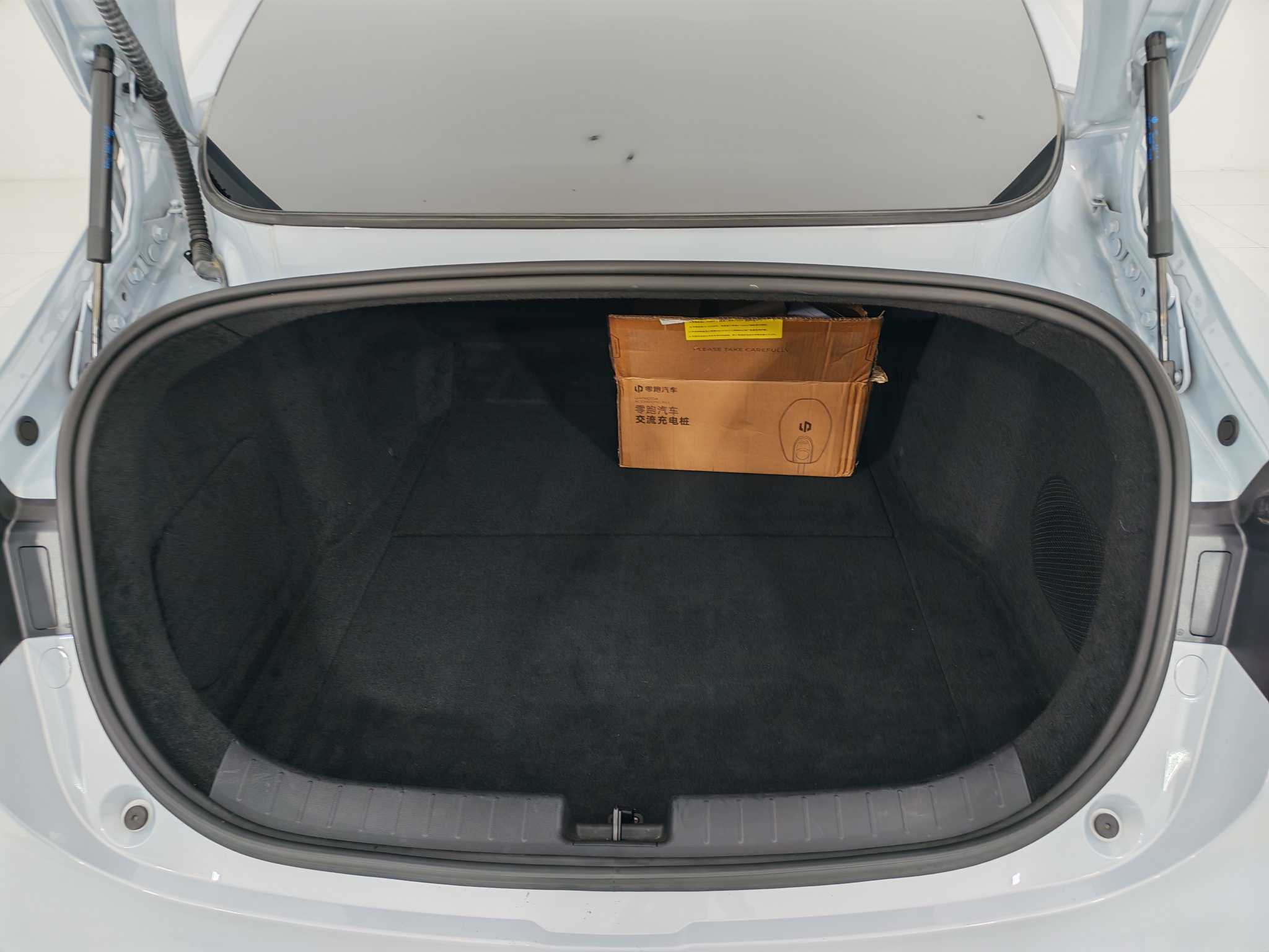 零跑汽车 零跑C01 2024 汽车图片 #21