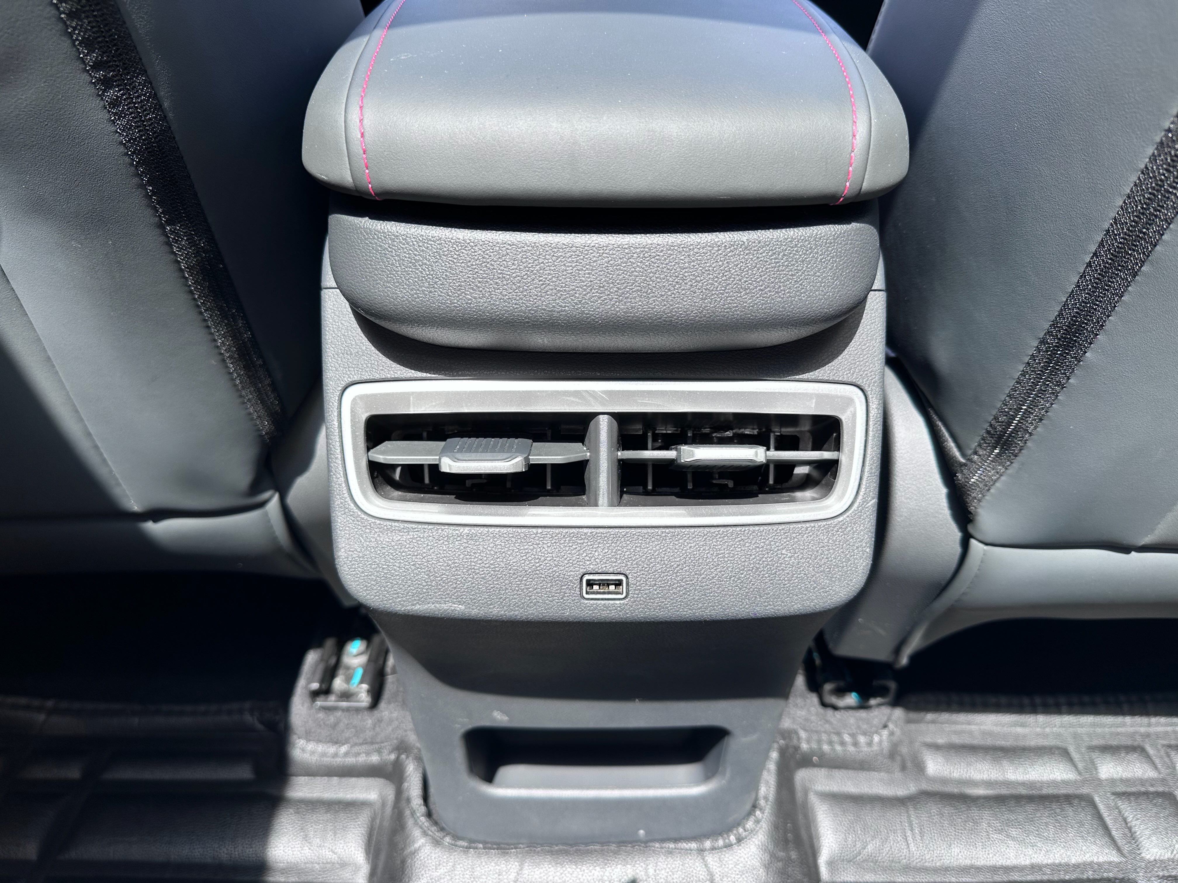 Dashing 2025 car image #21