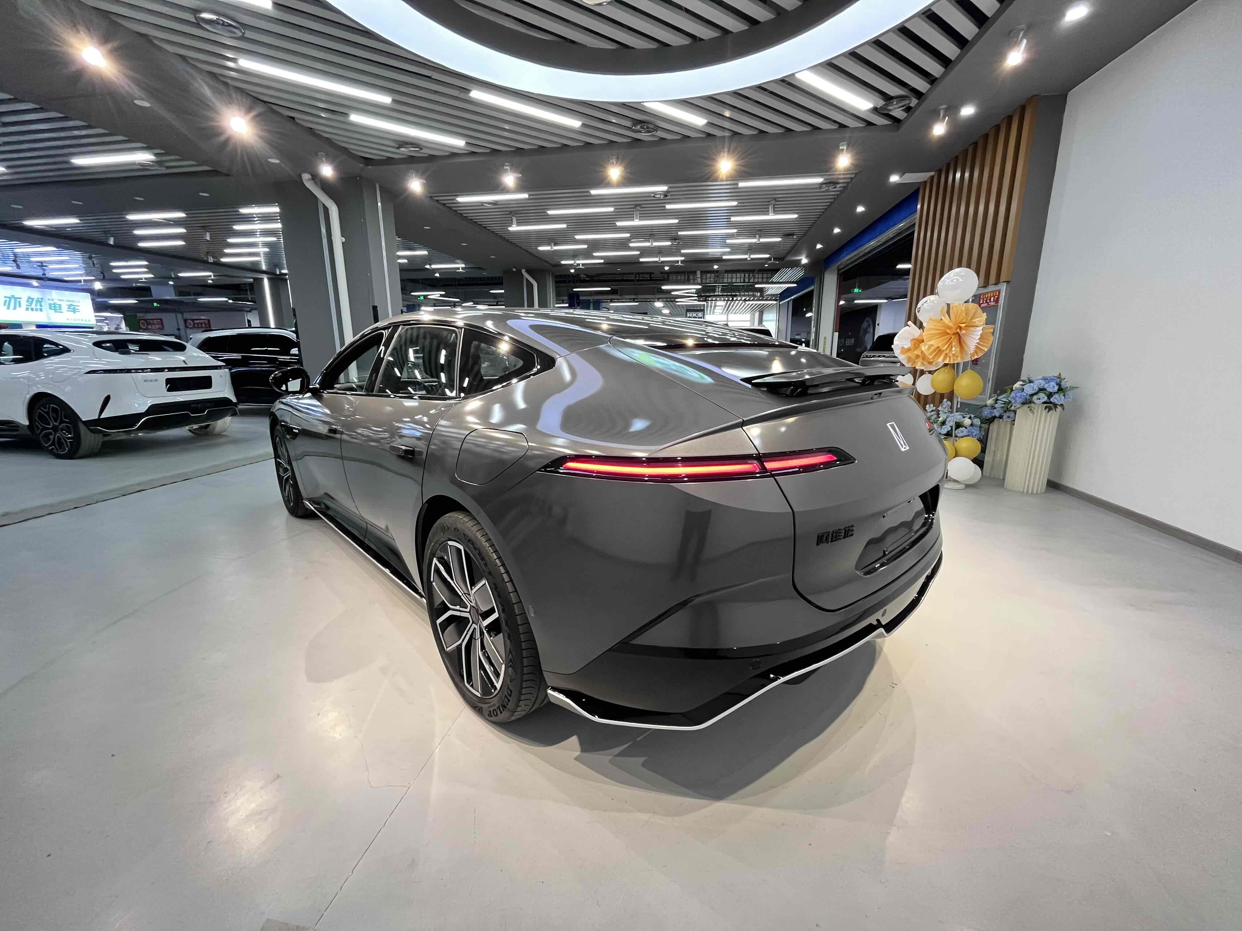 Avatr 12 2024 car image #21