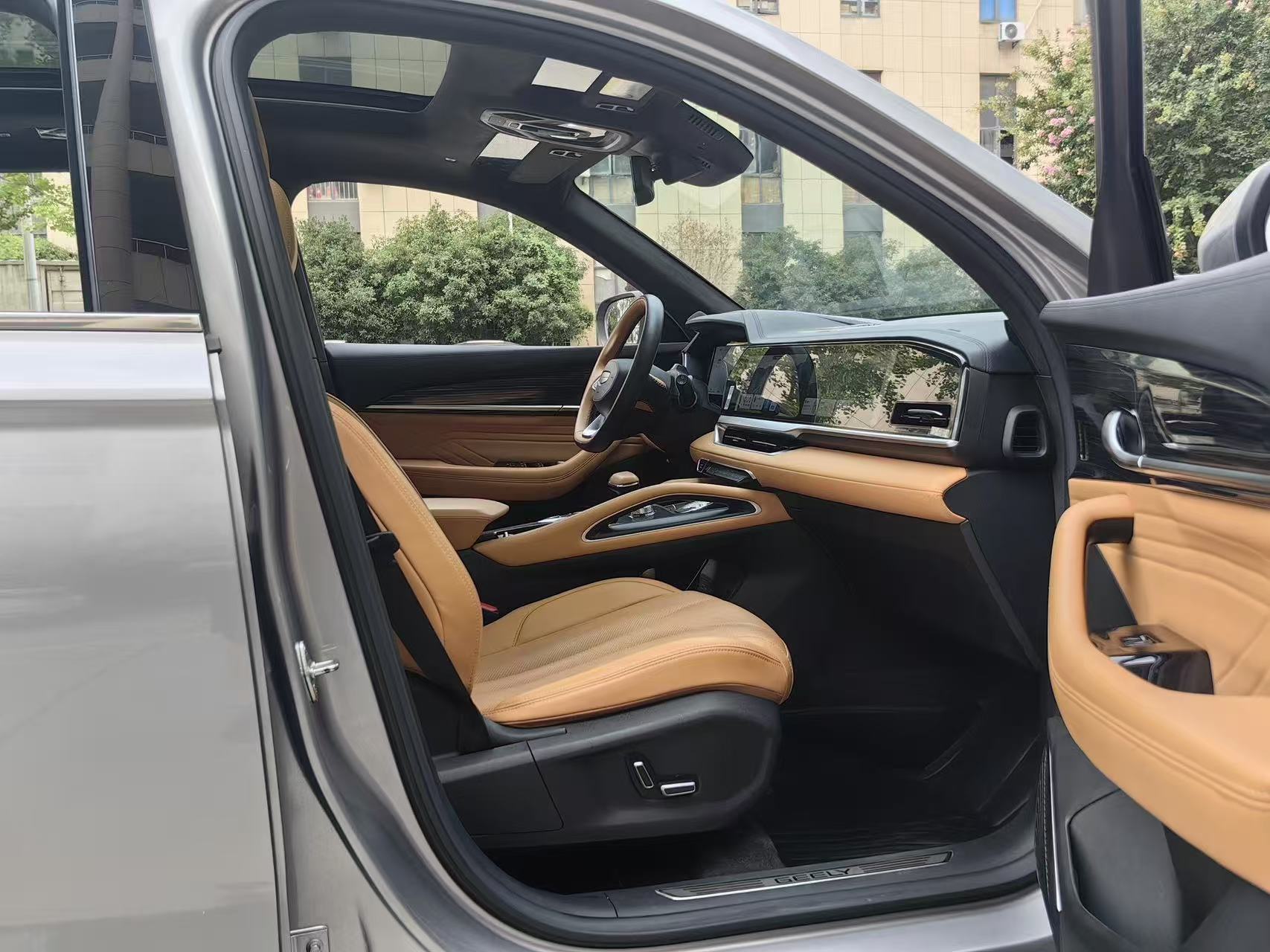 GEELY Monjaro 2023 car image #21