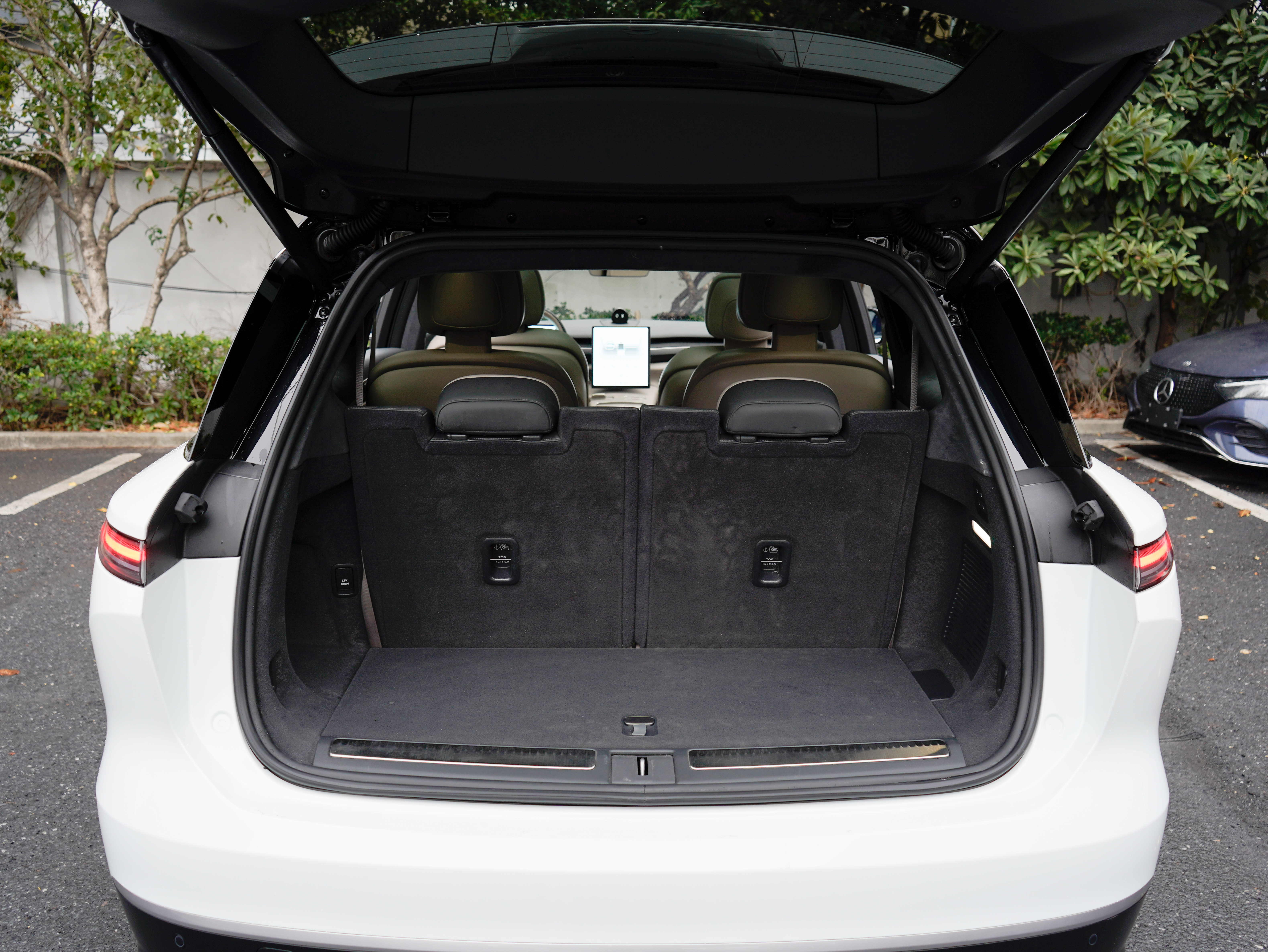 蔚来 蔚来ES8 2025 汽车图片 #21