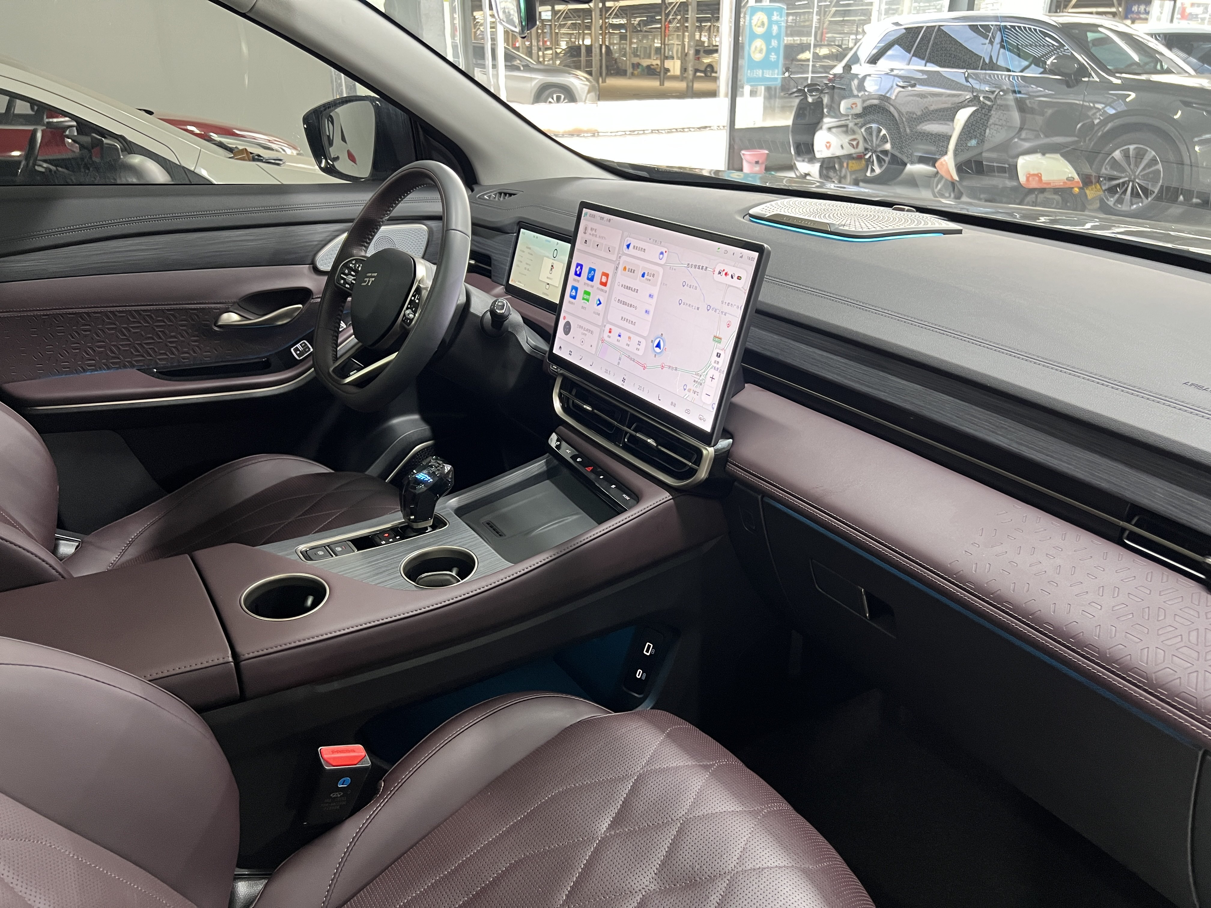 Jetour X90 PRO 2024 #21 Jetour X90 PRO 2024 car image #21