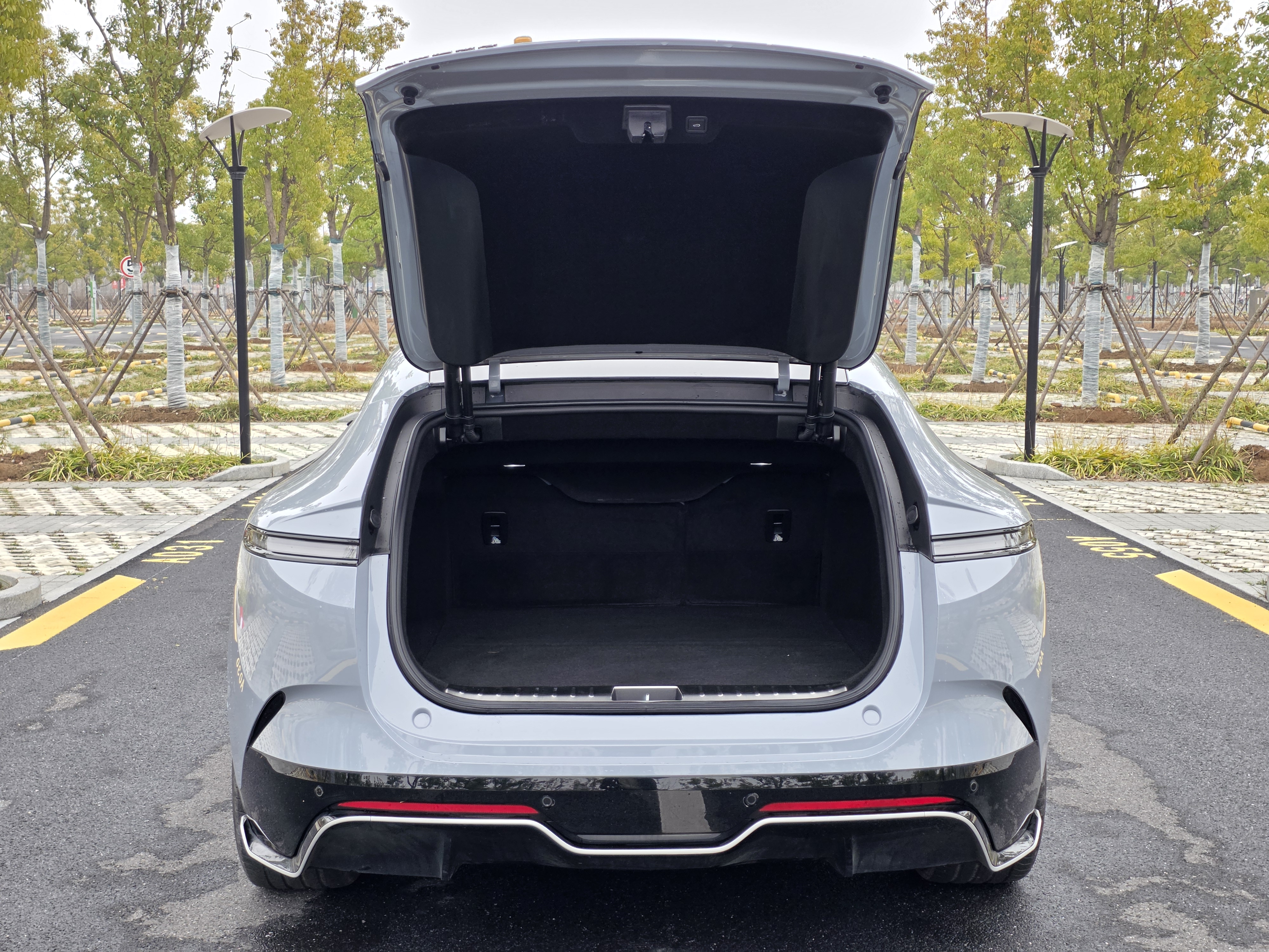 Avatr 12 2024 #21 Avatr 12 2024 car image #21